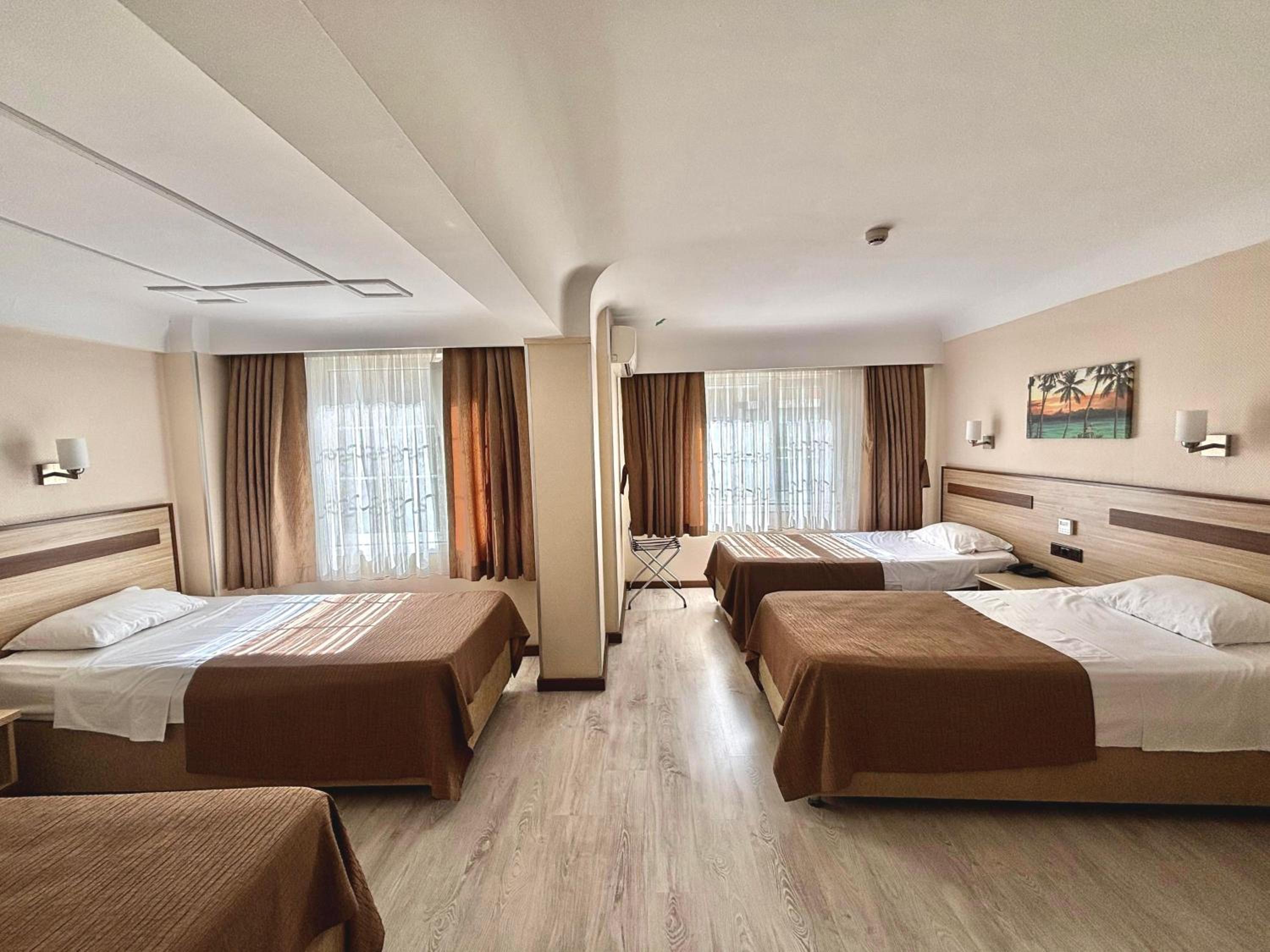 Gold Otel - Image 61