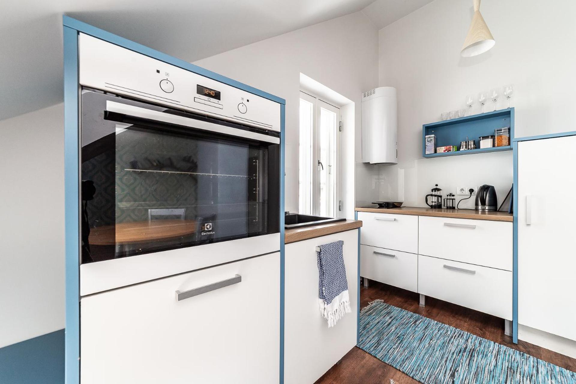 Apartment for four with free parking