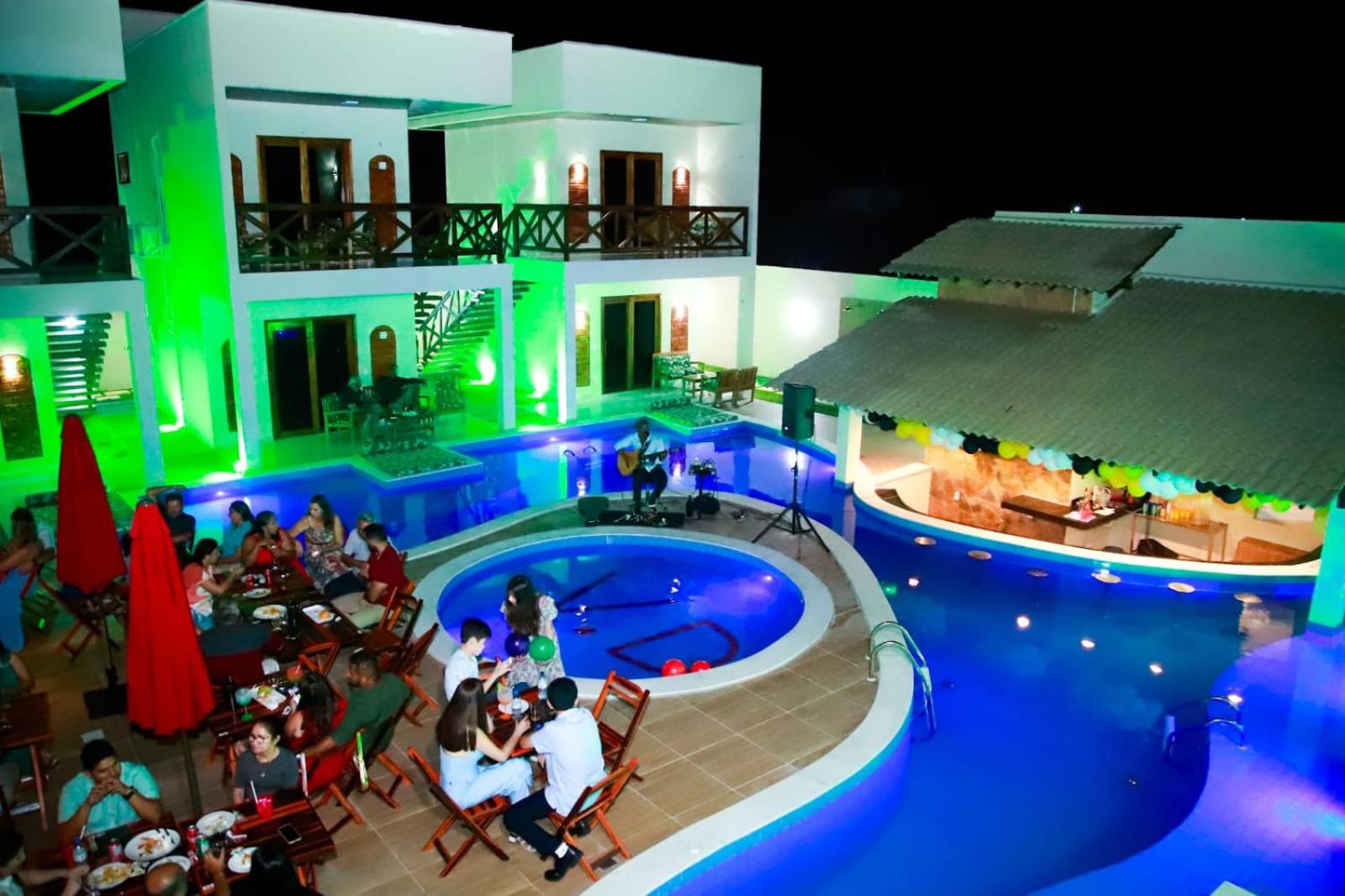 Villa Dubai Pousada, Restaurante e Pizzaria
