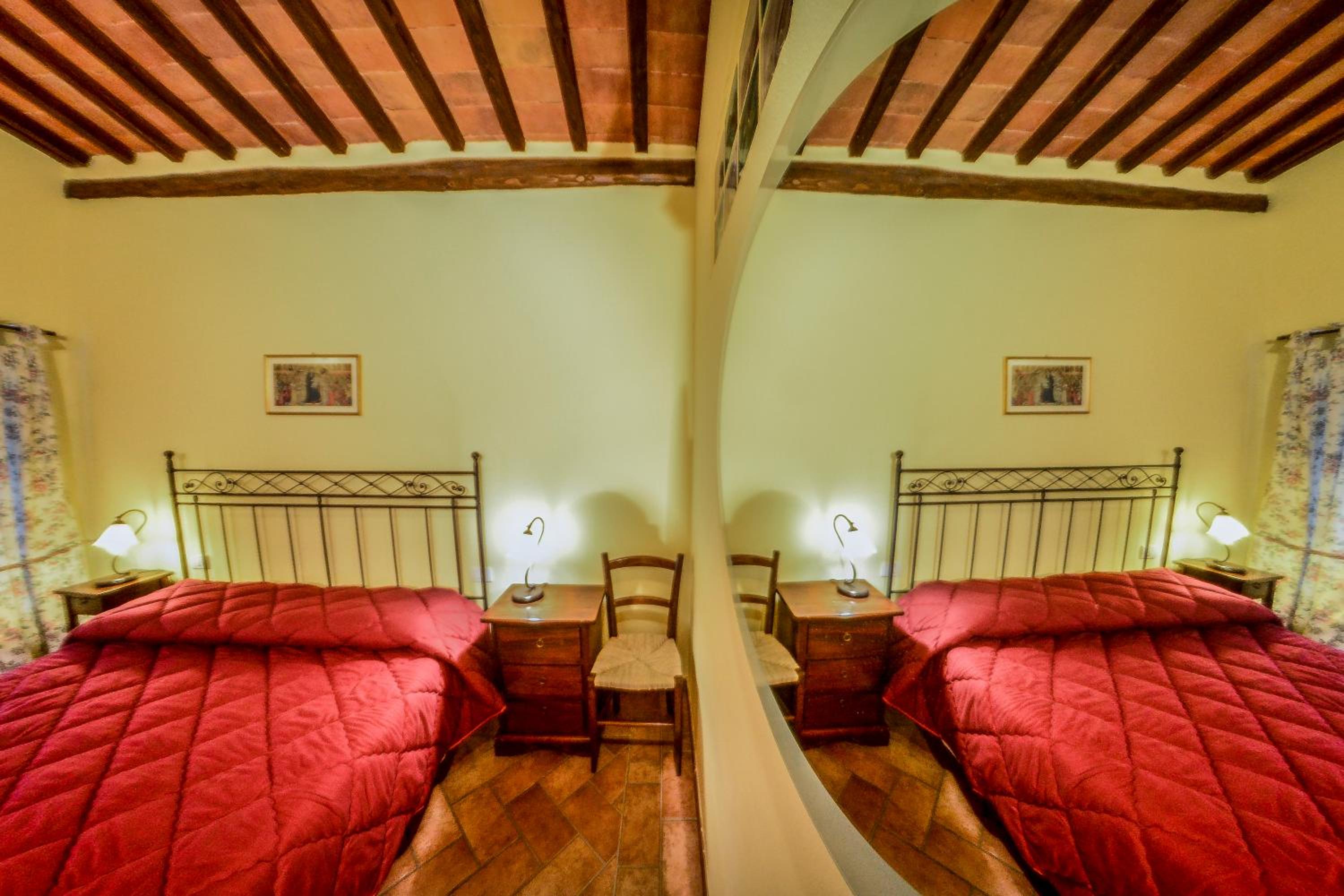 Casa Di Campagna In Toscana