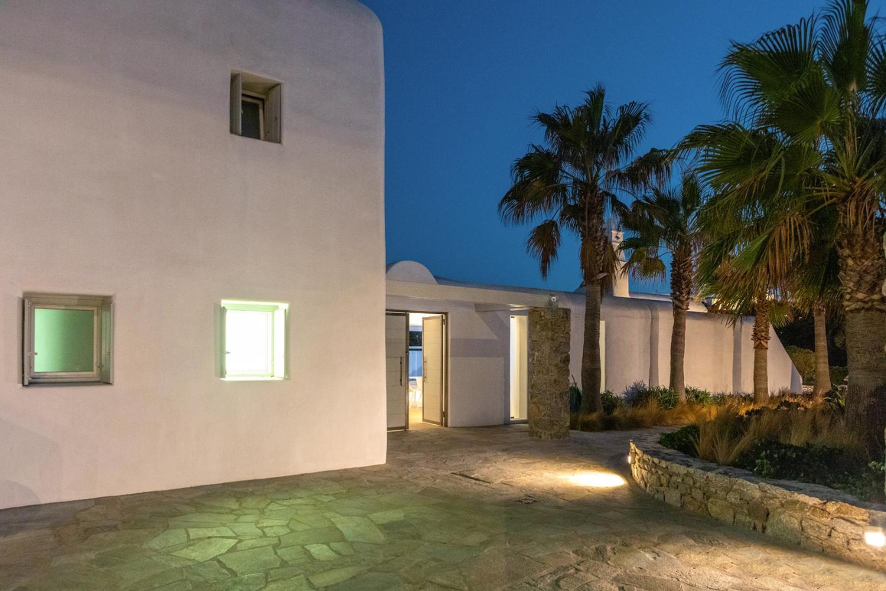 White Villa Mykonos