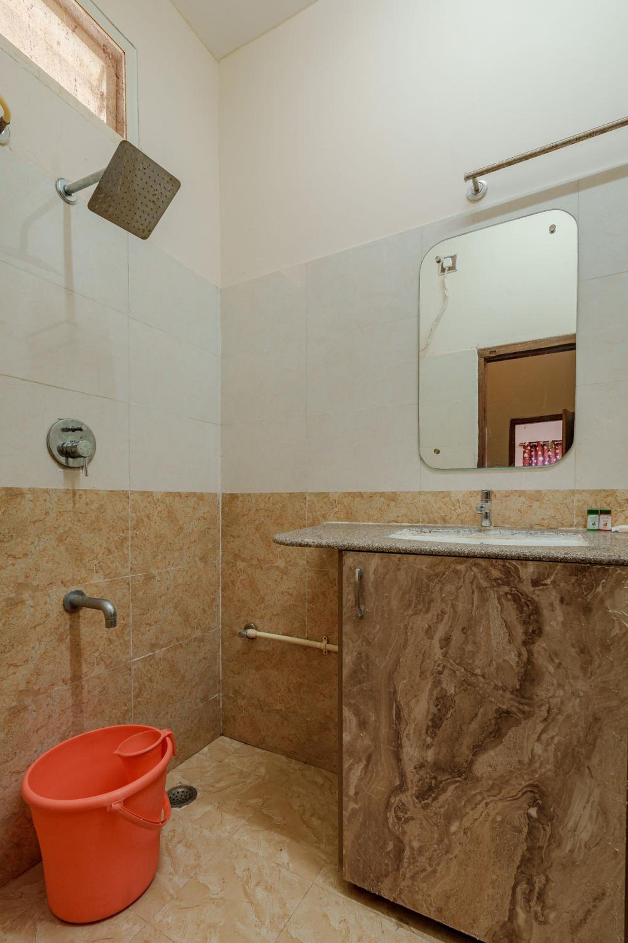 Photo 48