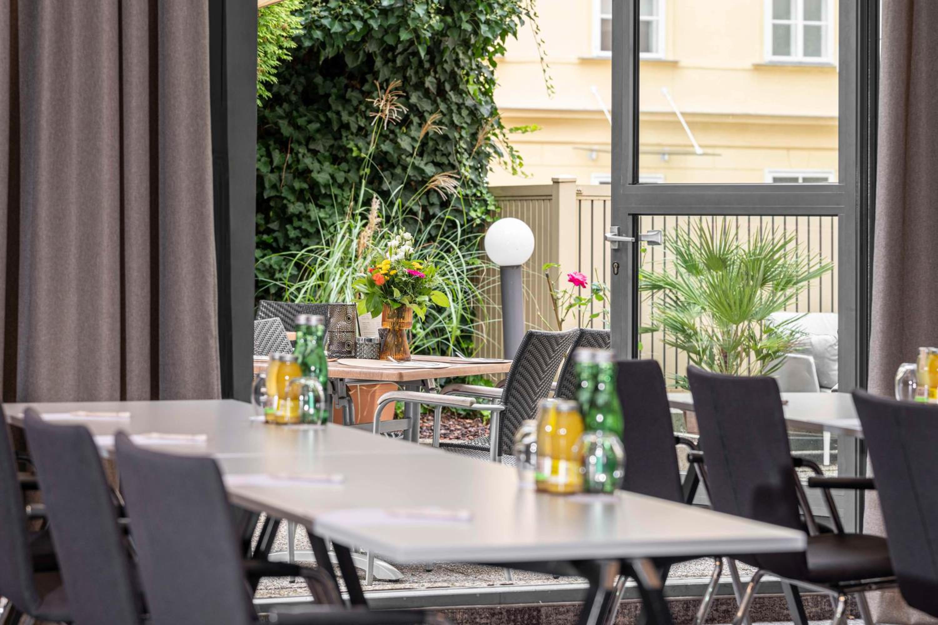 Salzburg Vacations - NH Collection Salzburg City - Property Image 22