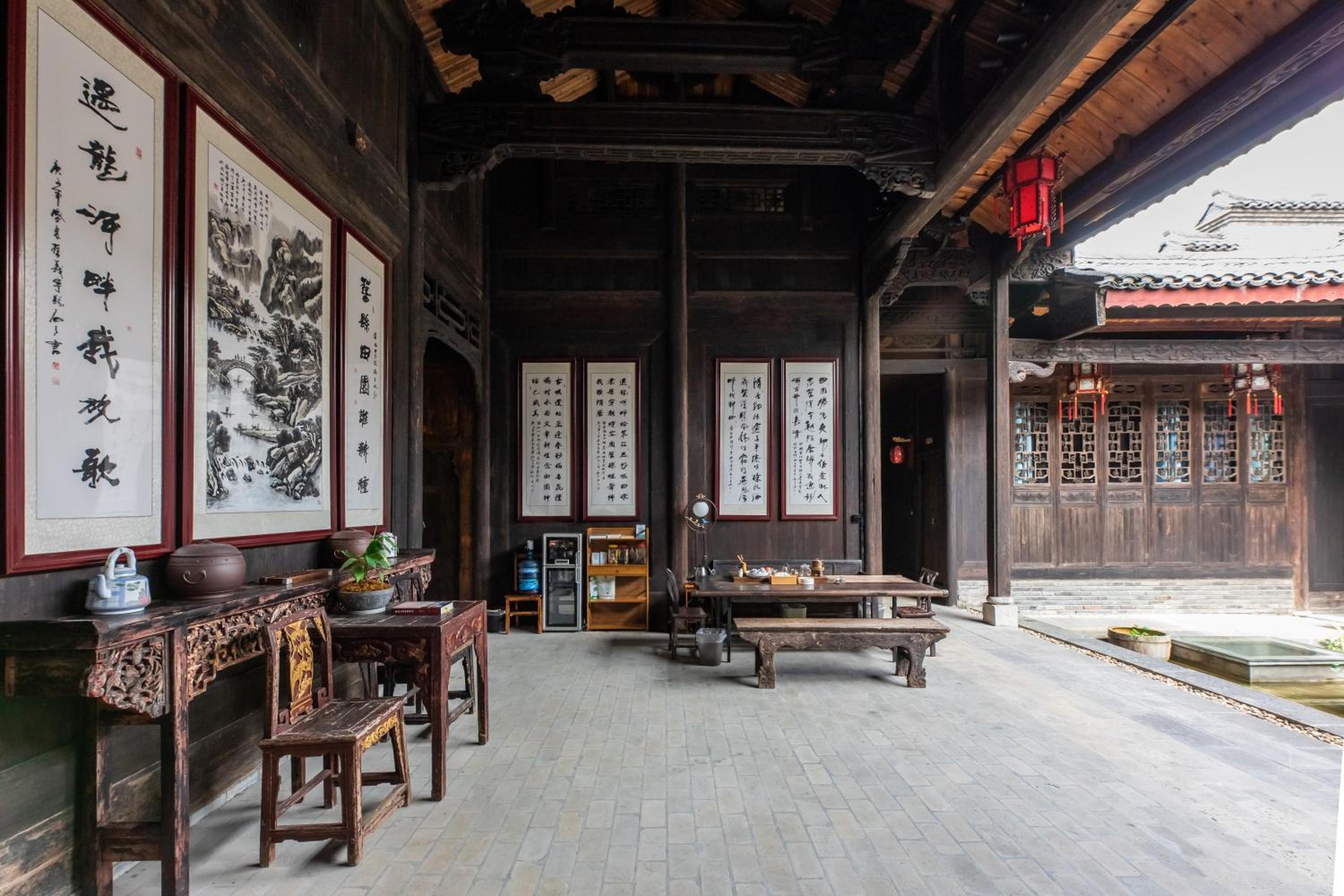 Yulong Mansion • Chinese Aesthetic Courtyard