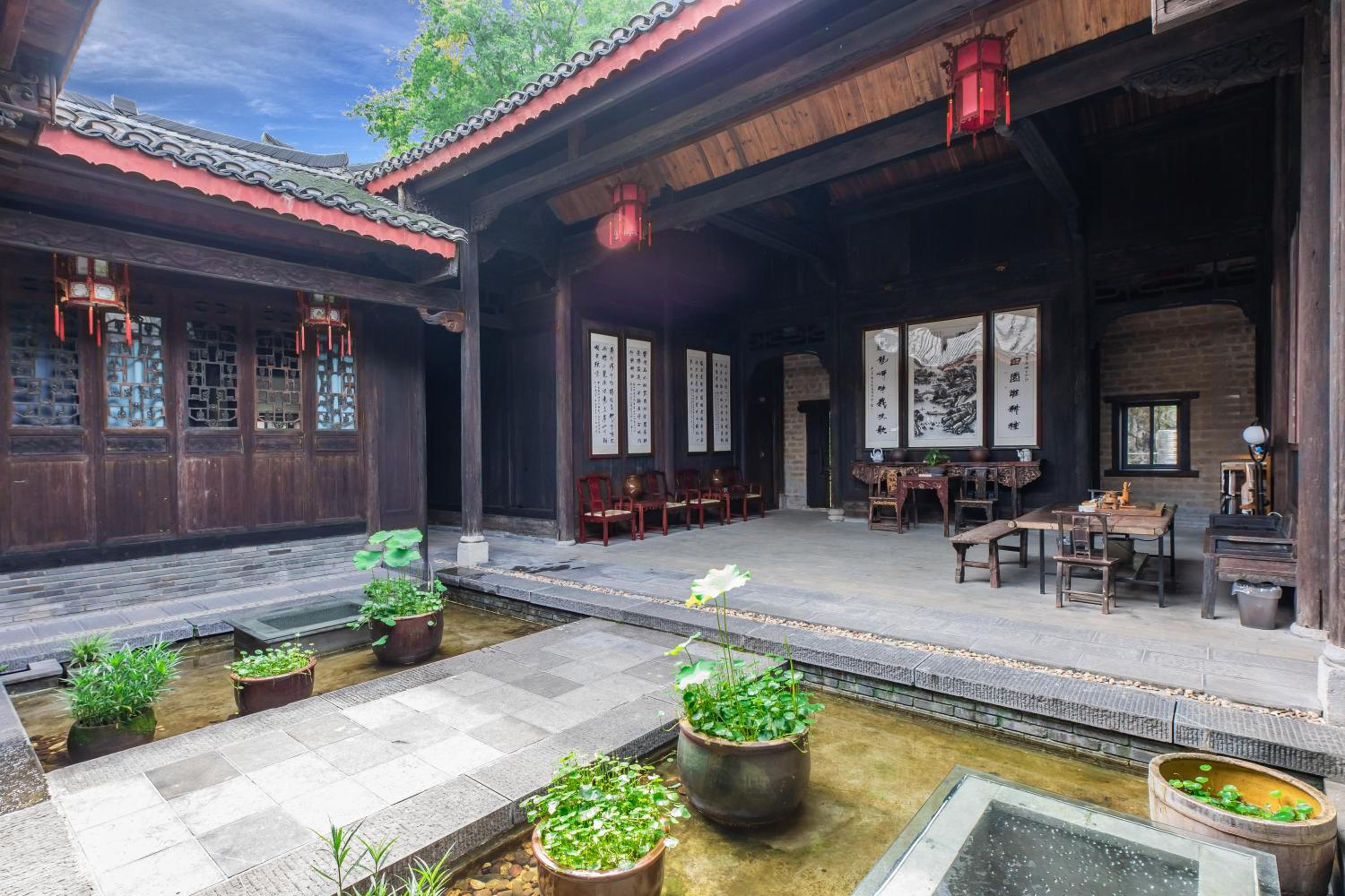 Yulong Mansion • Chinese Aesthetic Courtyard