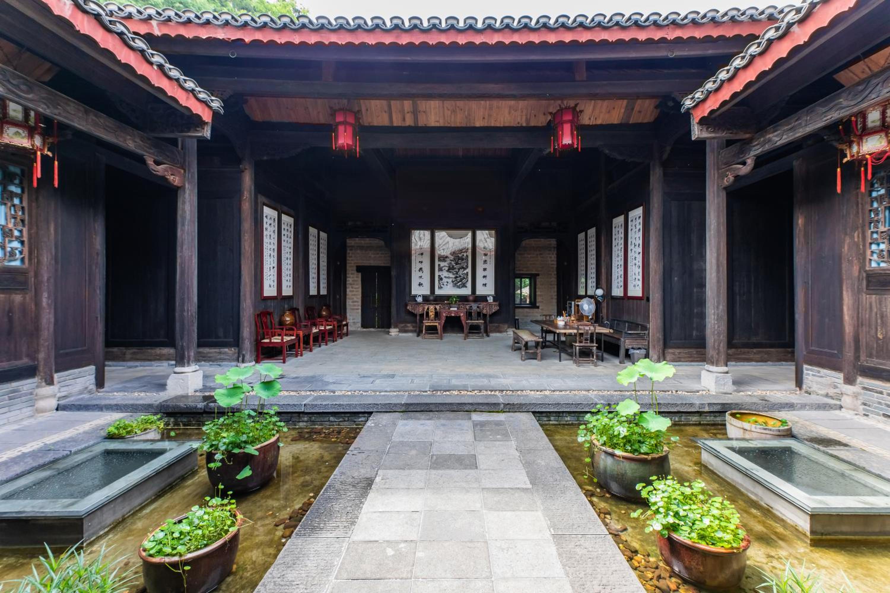 Yulong Mansion • Chinese Aesthetic Courtyard