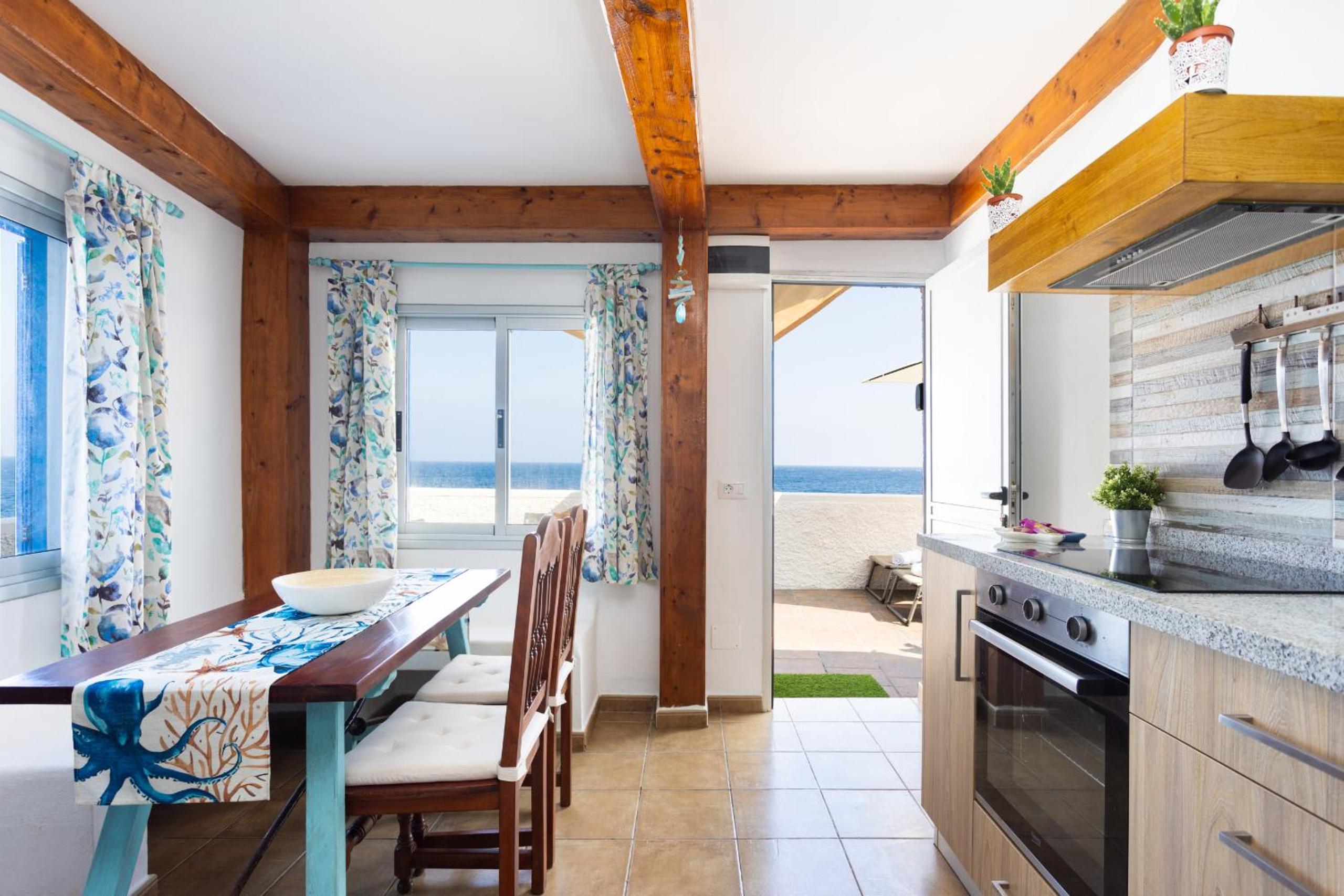 OkStay - House In Front Of a Natural Pool - El Caletón view 2