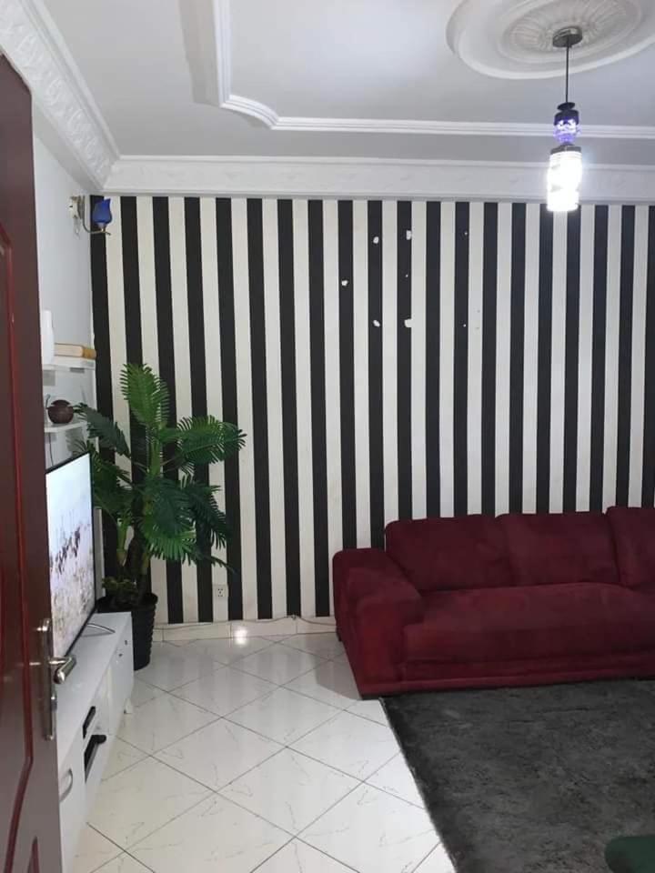 Studio Meublé view 2