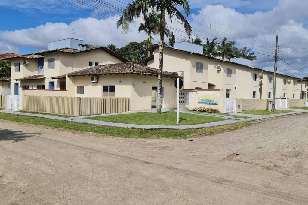 Casa Praia Itapoá