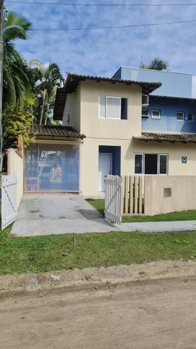 Casa Praia Itapoá