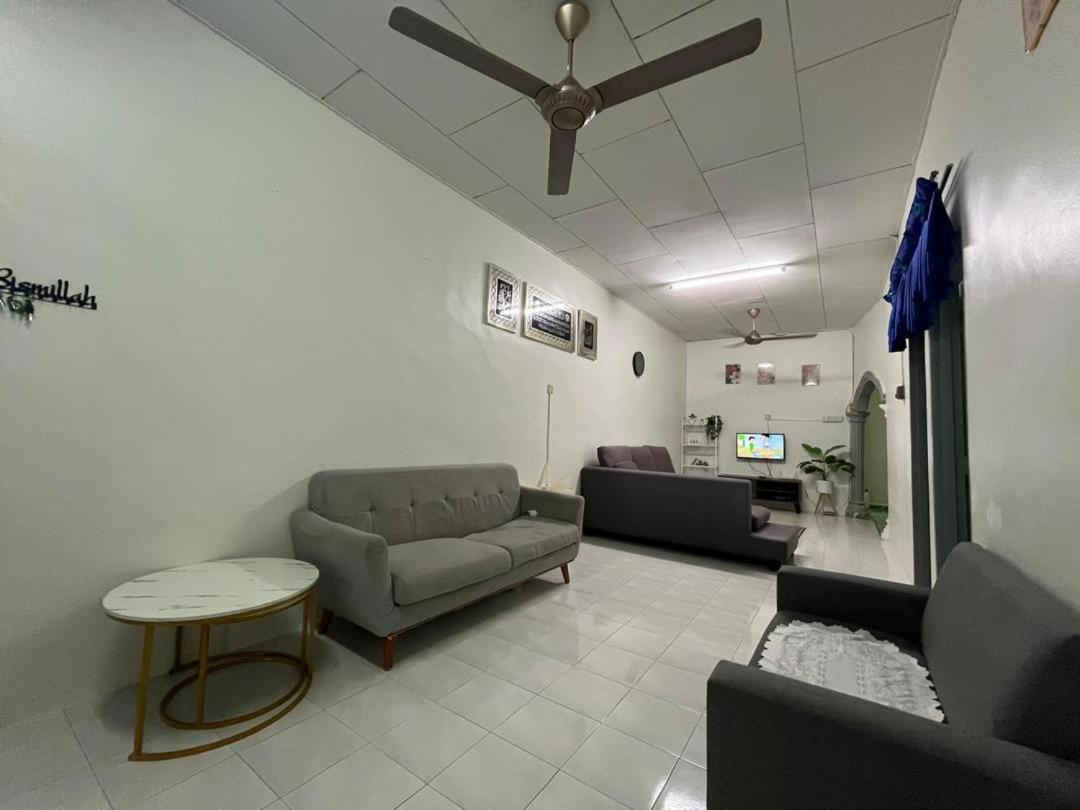 Zulaika Homestay