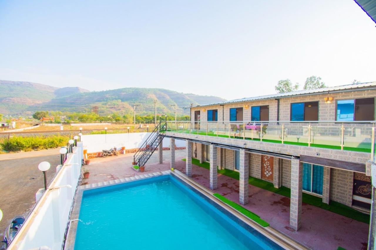 EMPYREAN STAY ll 6BHK ll AC ll VICTORIA VILLA LONAVALA ll BIGGER POOL II view 3