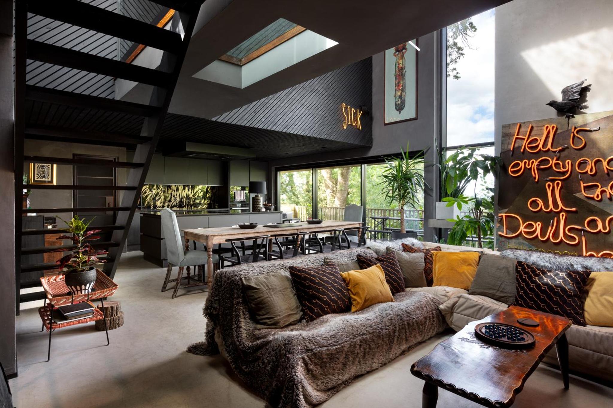 lounge