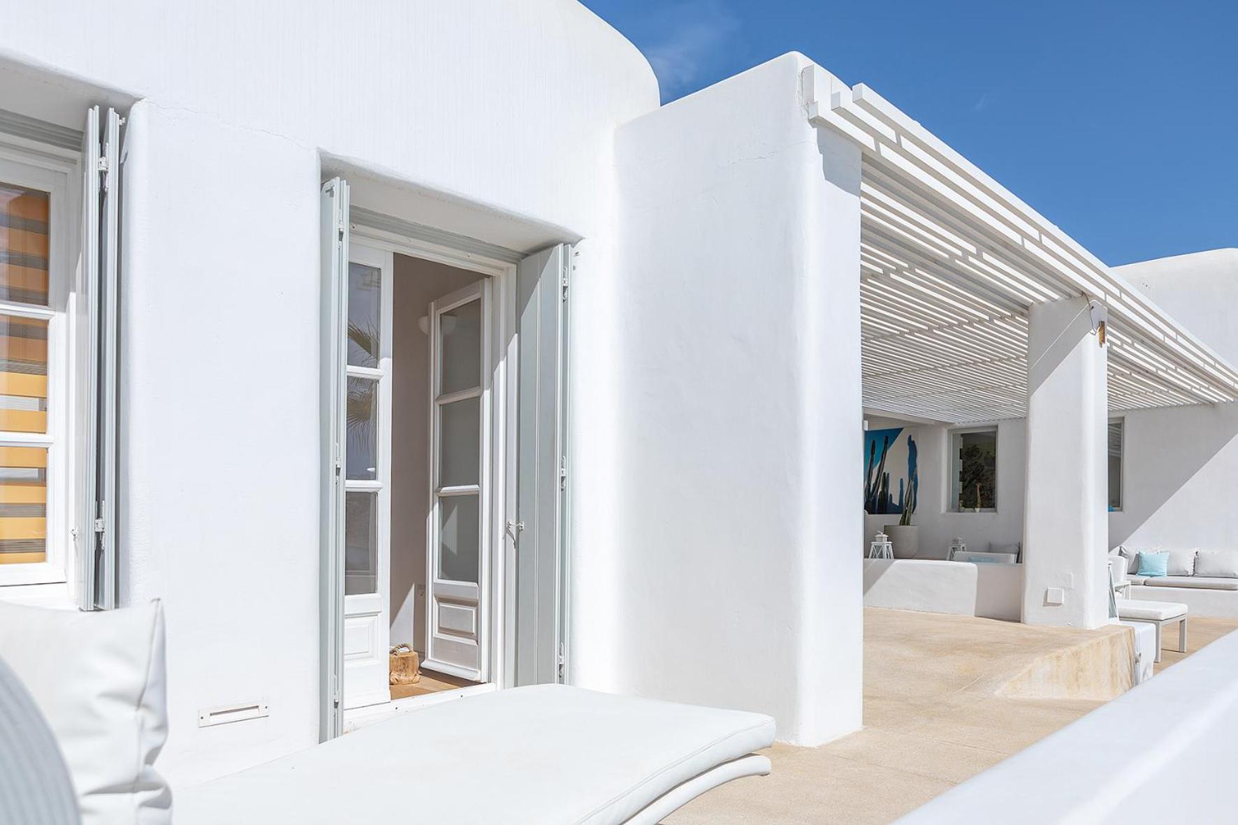 White Villa Mykonos