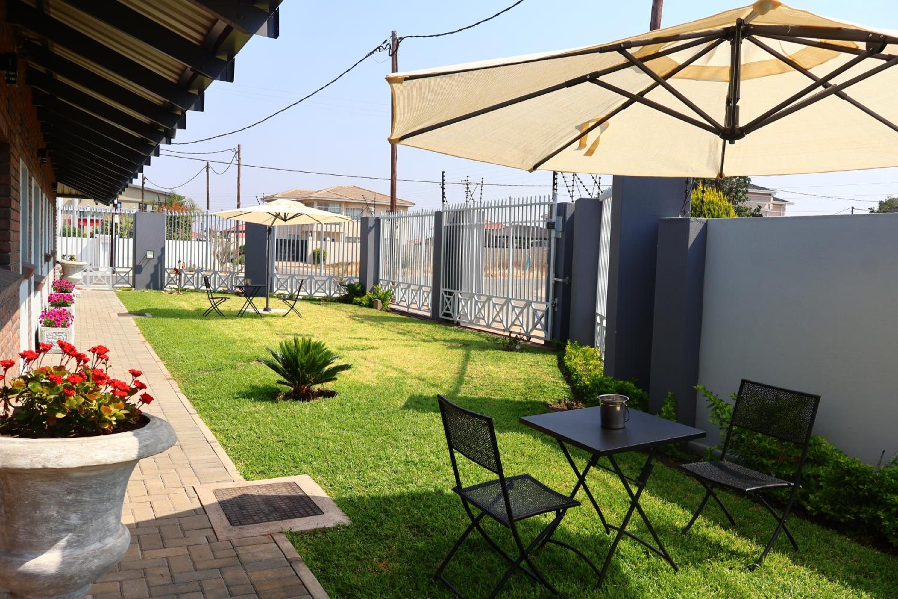 Villa de Chazha Guesthouse