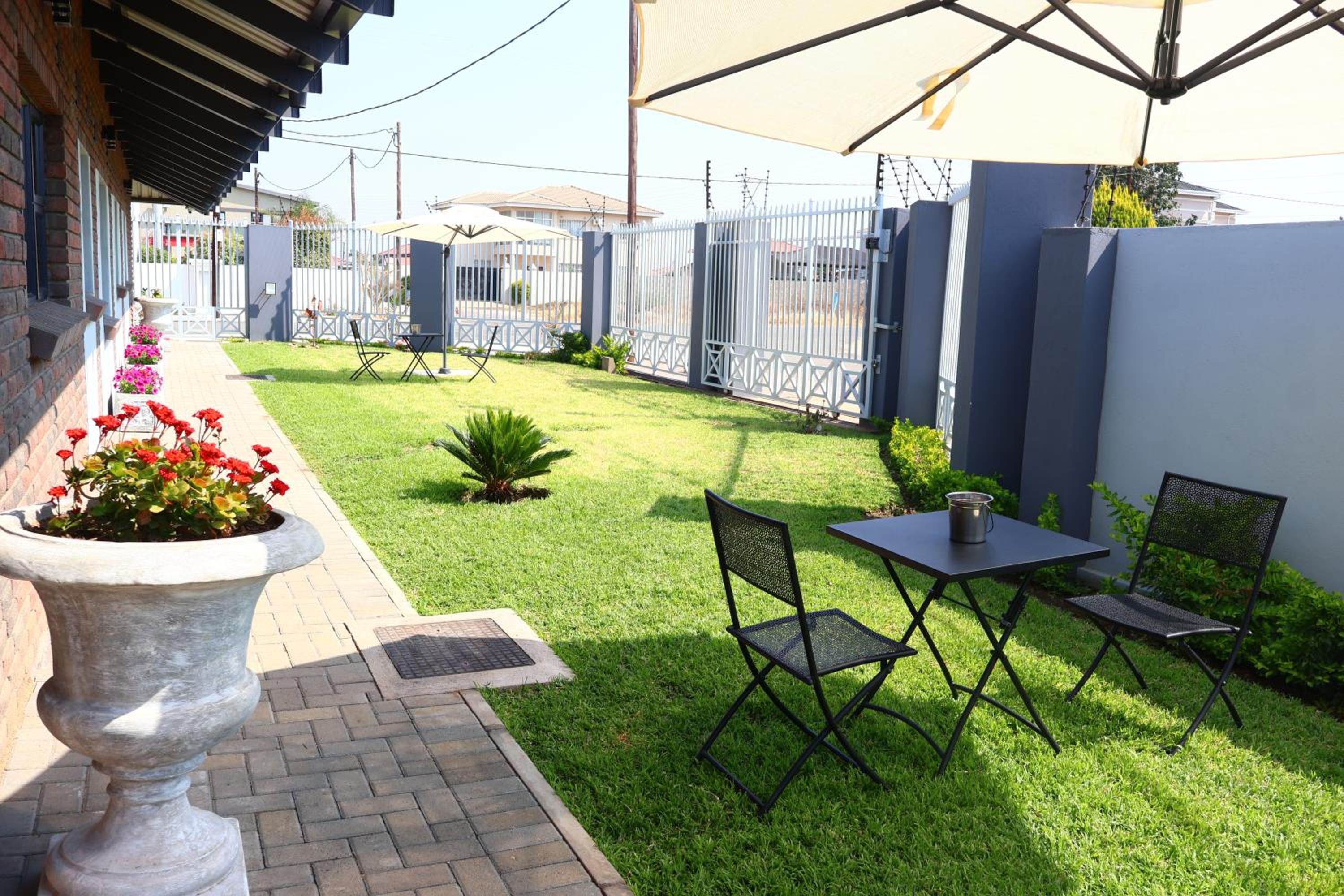 Villa de Chazha Guesthouse