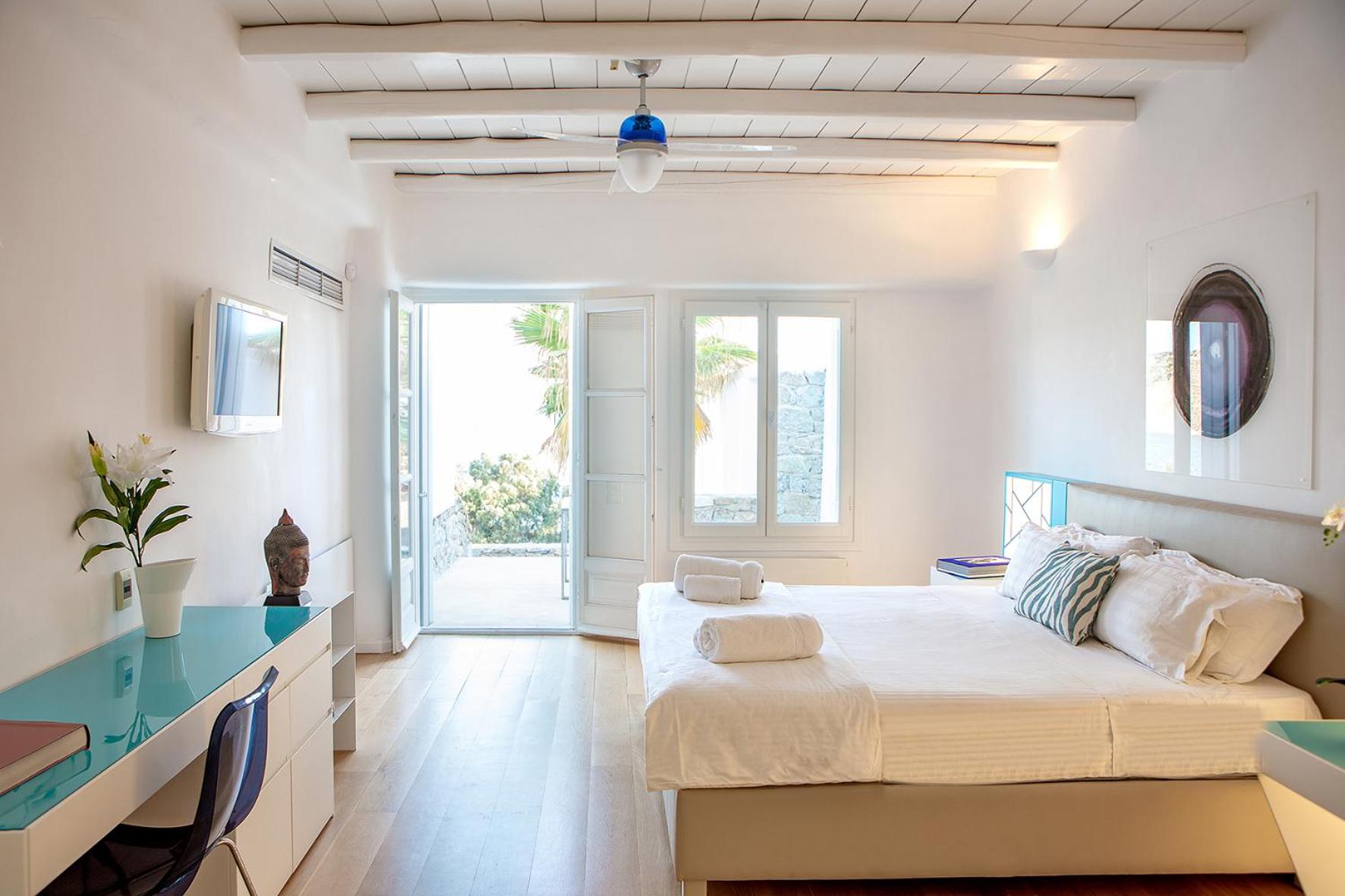 White Villa Mykonos