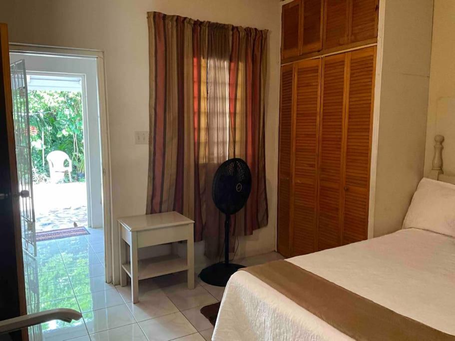 1 bed flat at Palm Villa view 4