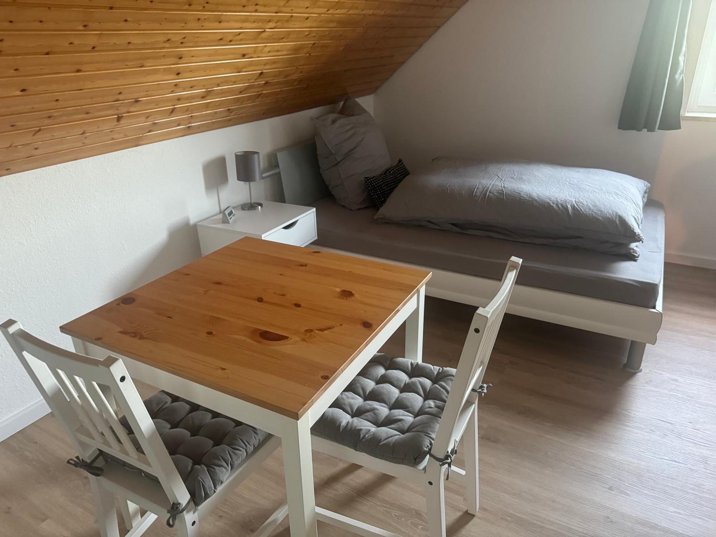 Gemütliches Zimmer im Grünen
