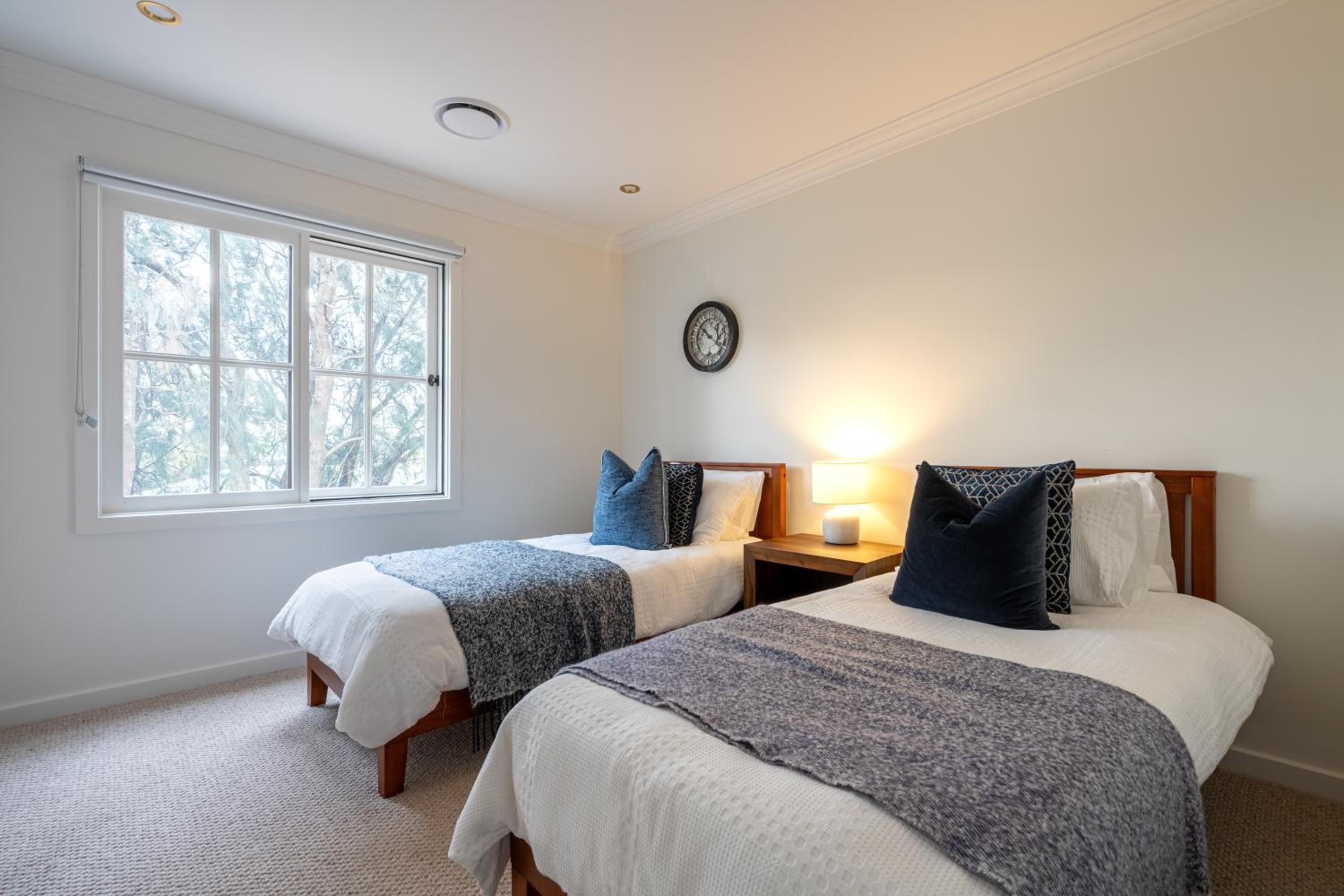 Elouera House - Luxury Secluded Retreat with Private Pool and Guest Cottage