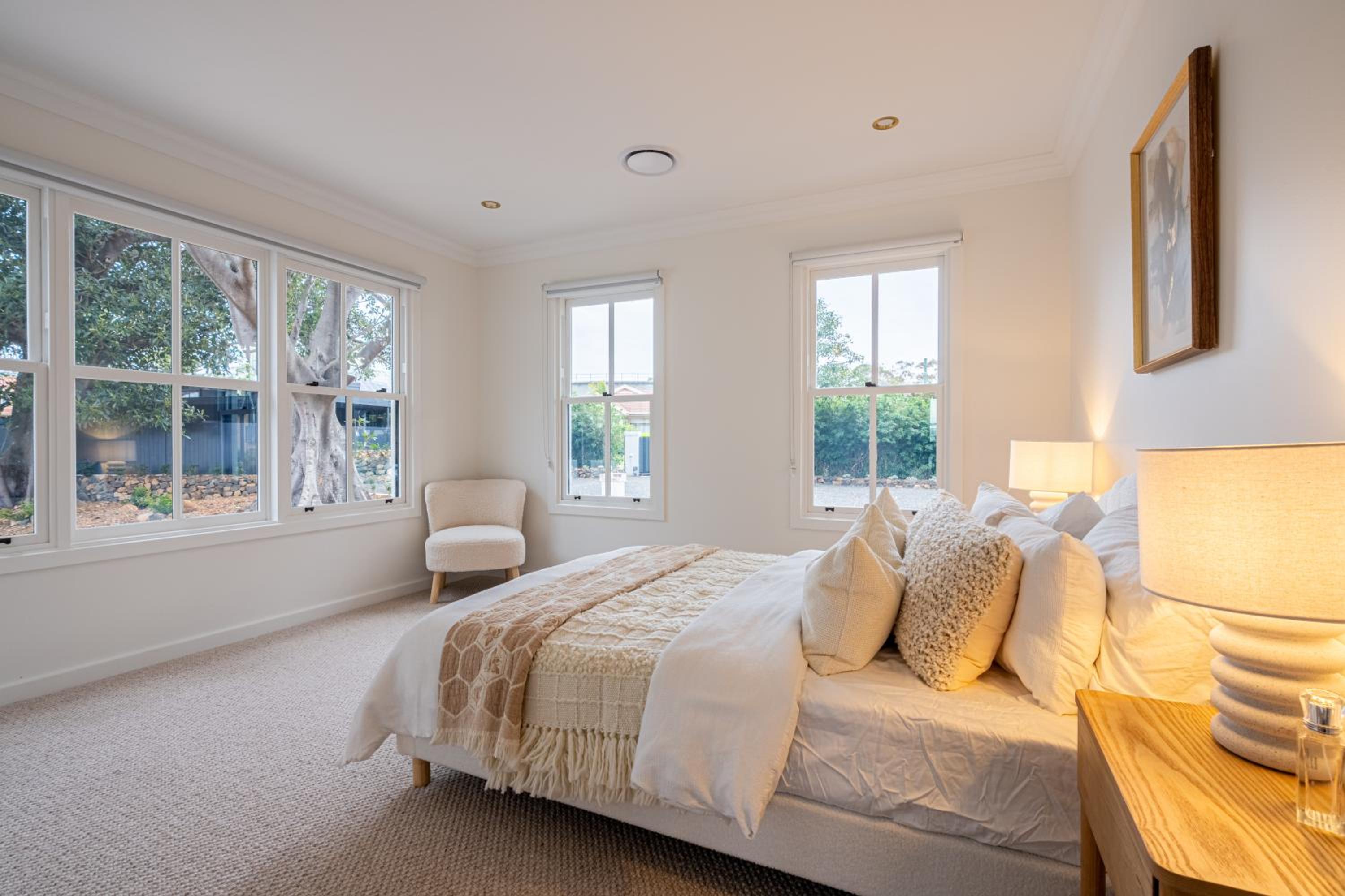 Elouera House - Luxury Secluded Retreat with Private Pool and Guest Cottage
