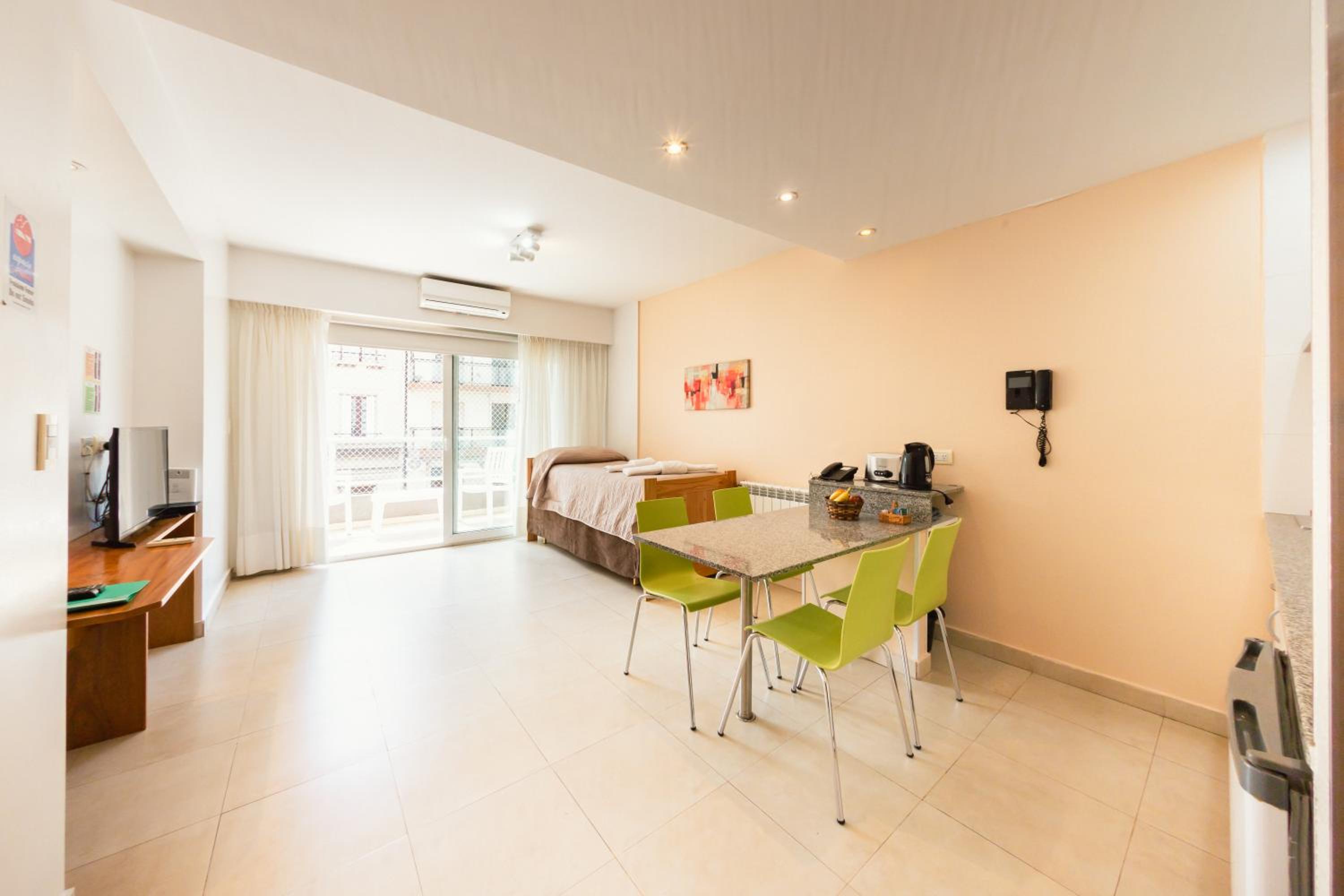 Le Batiment Apartments