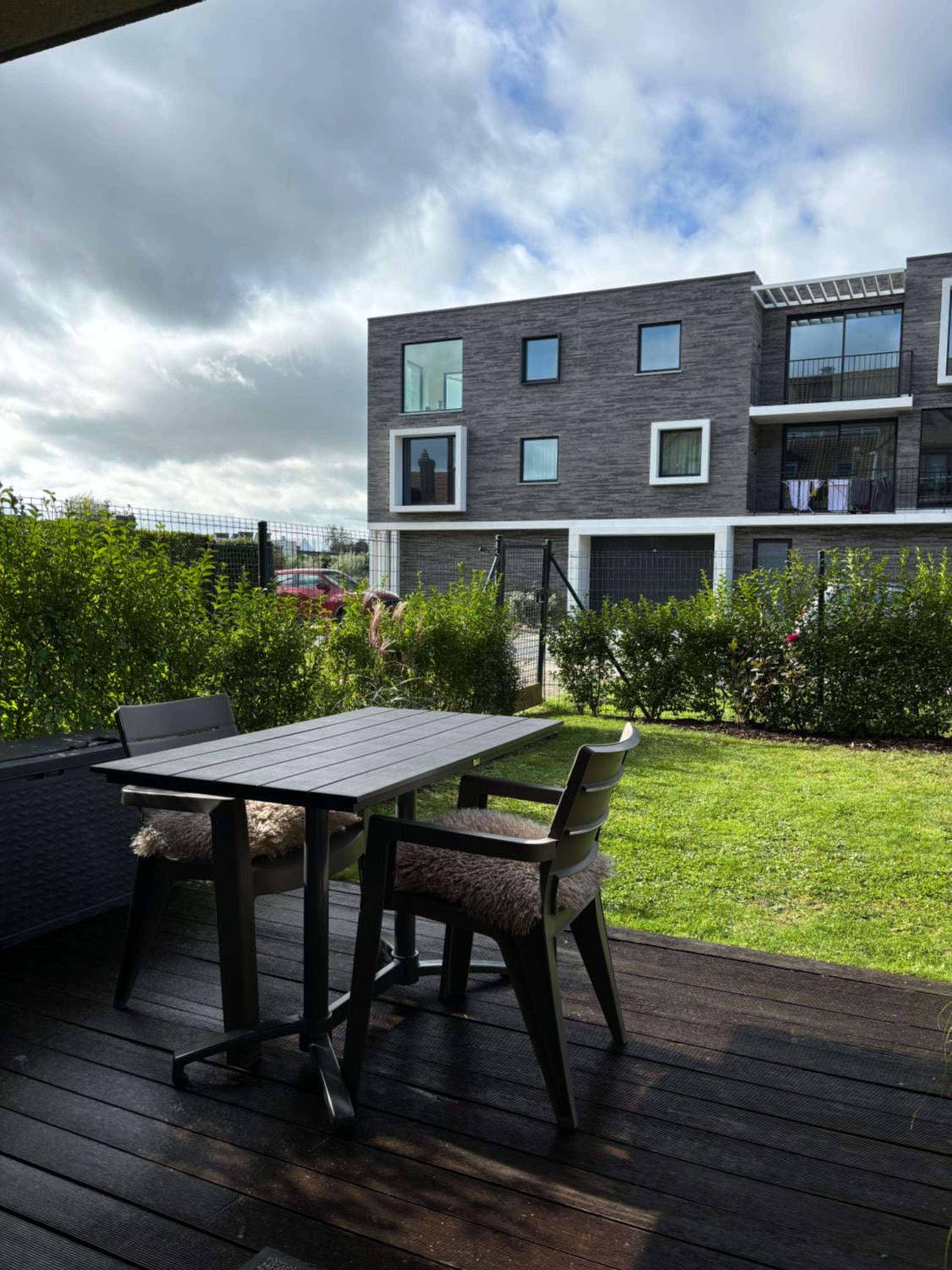 Studio Amor op het gelijkvloers met tuintje nabij strand