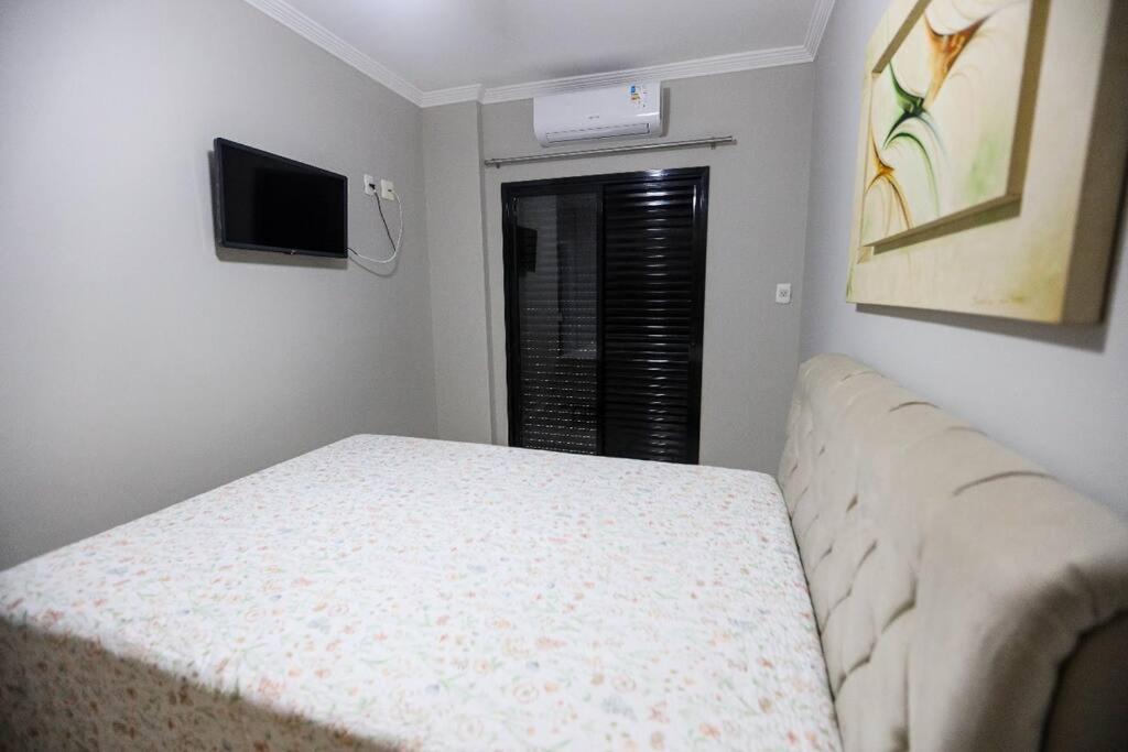 Apartamento em Praia Grande a 50m da Praia