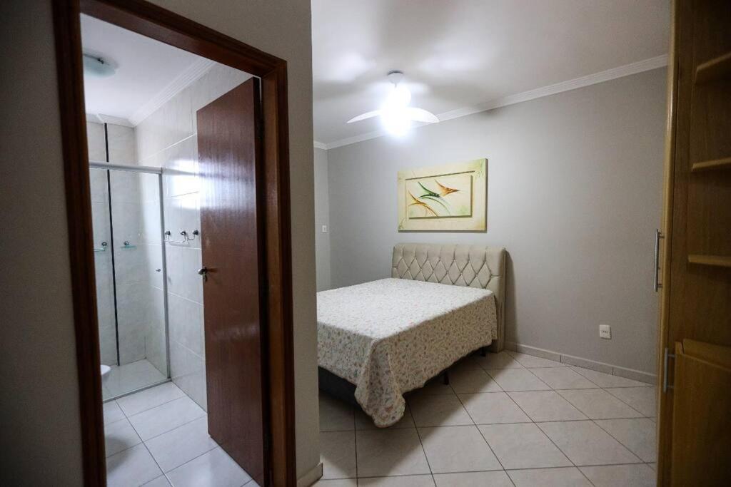 Apartamento em Praia Grande a 50m da Praia