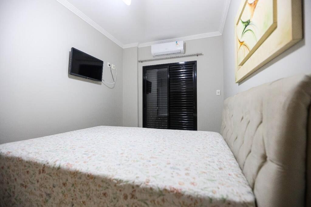 Apartamento em Praia Grande a 50m da Praia