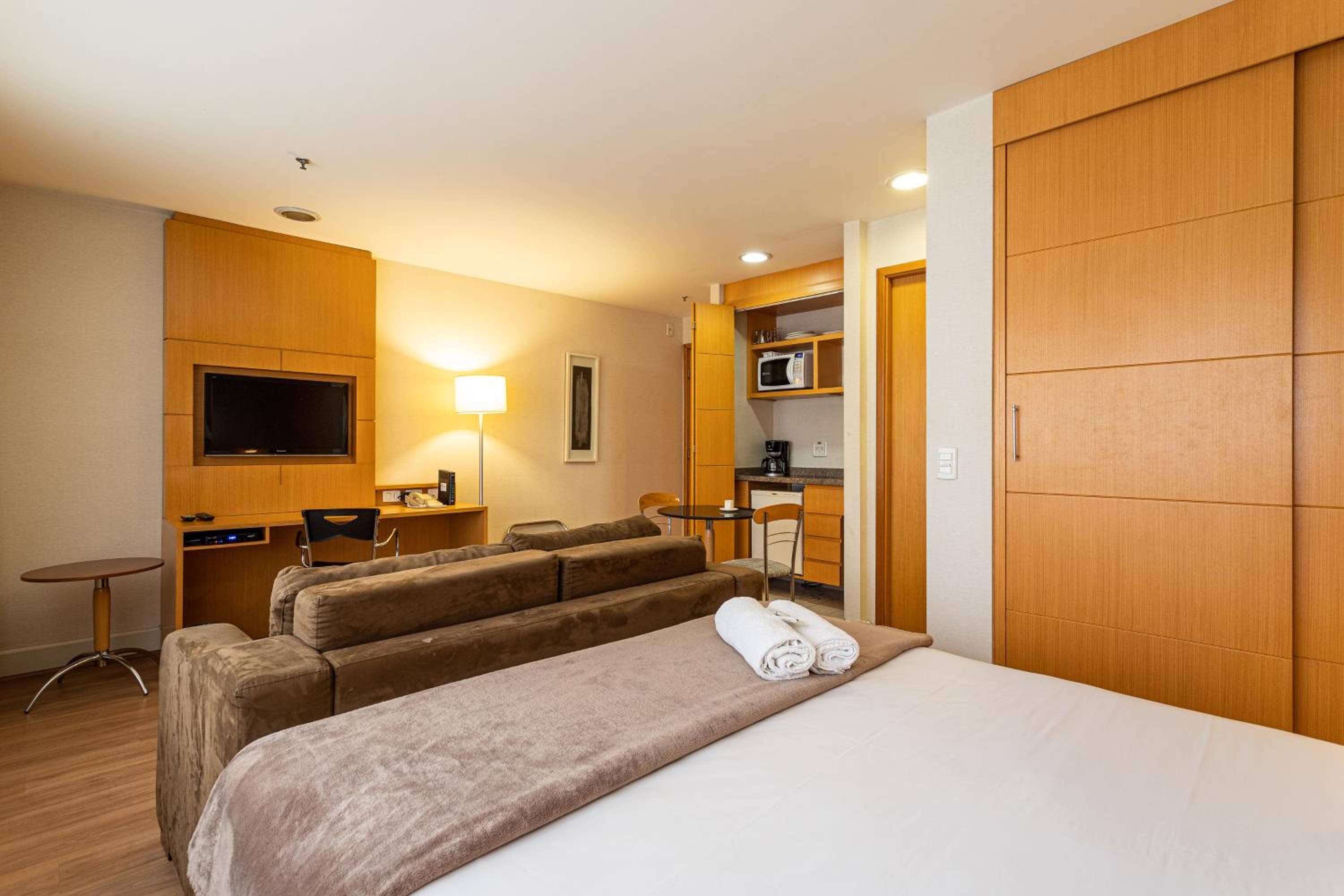 Executive Hotel Jardins - Al Lorena 473