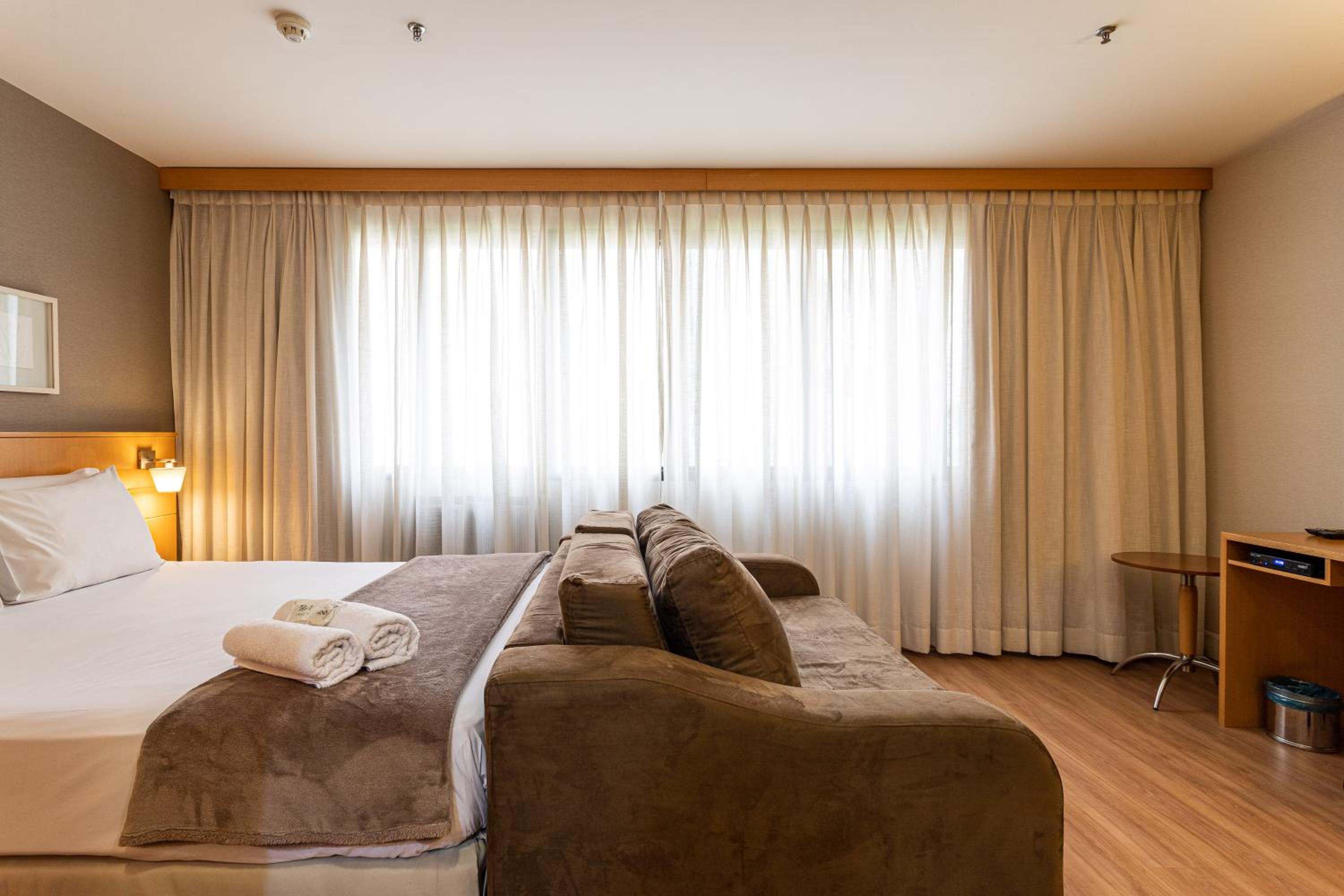 Executive Hotel Jardins - Al Lorena 473