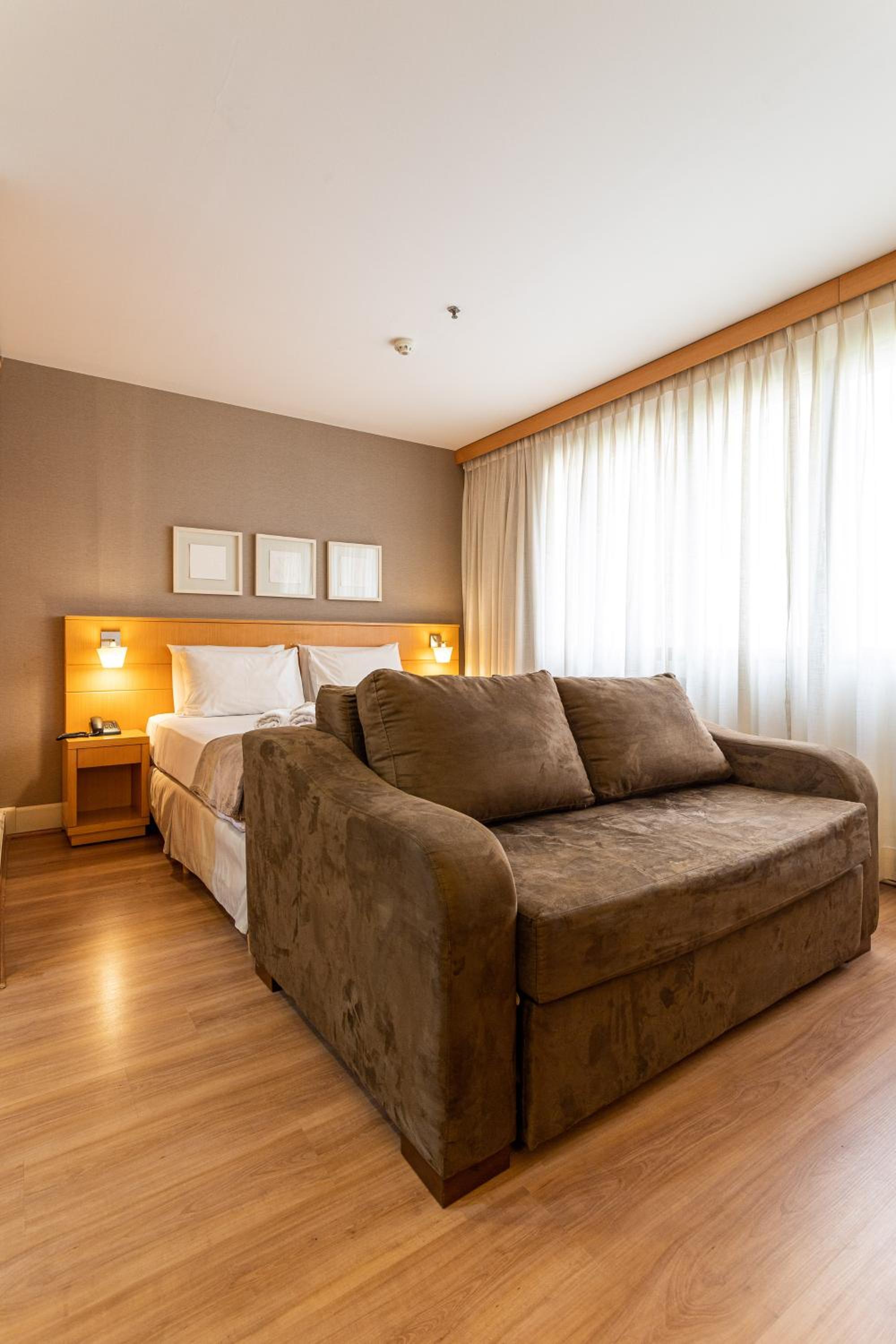 Executive Hotel Jardins - Al Lorena 473