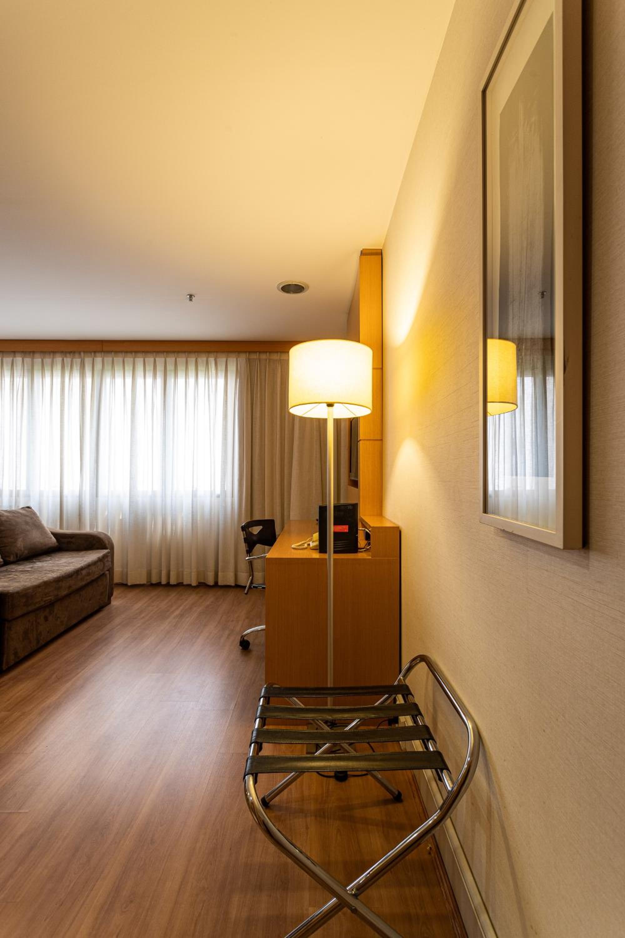 Executive Hotel Jardins - Al Lorena 473