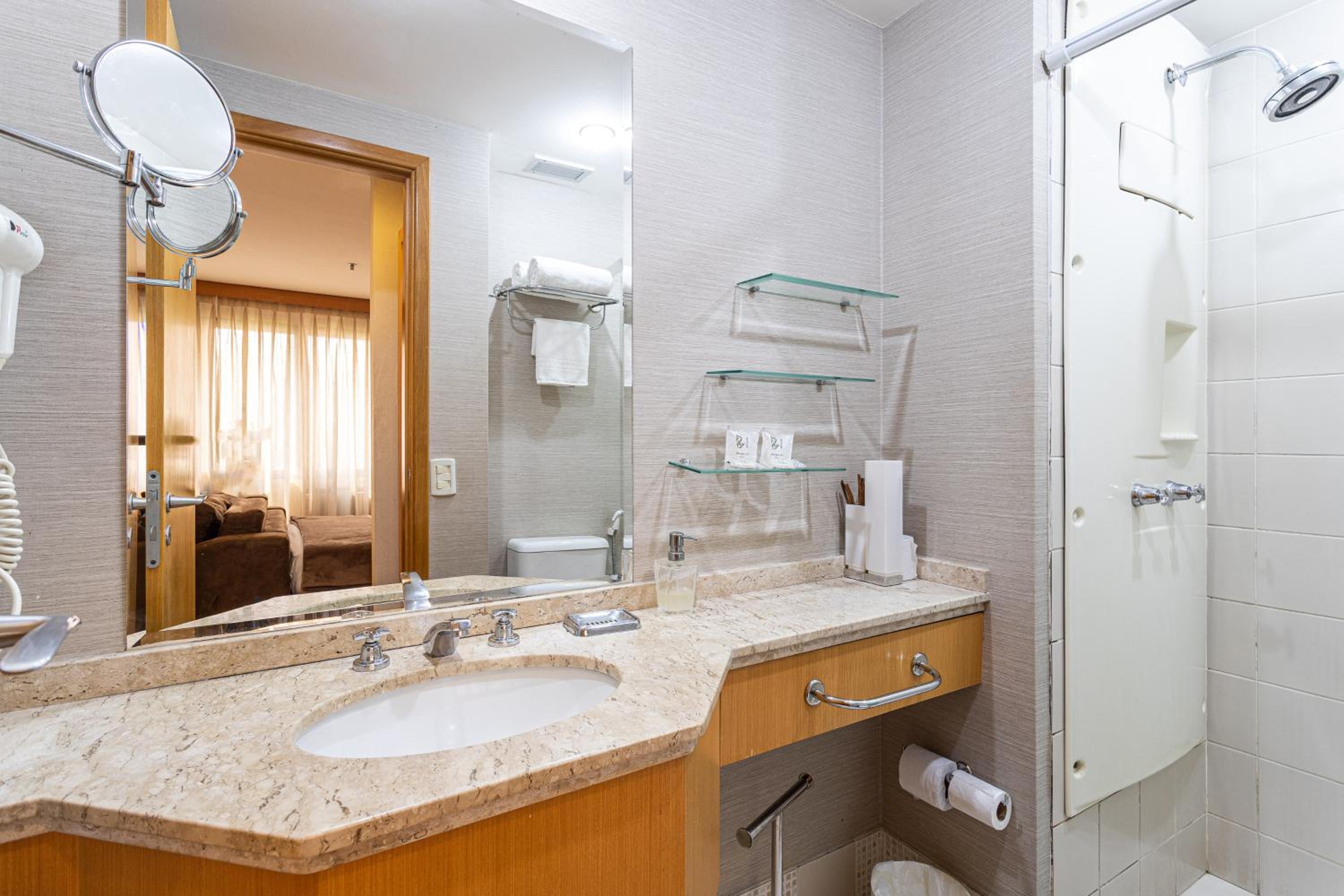 Executive Hotel Jardins - Al Lorena 473