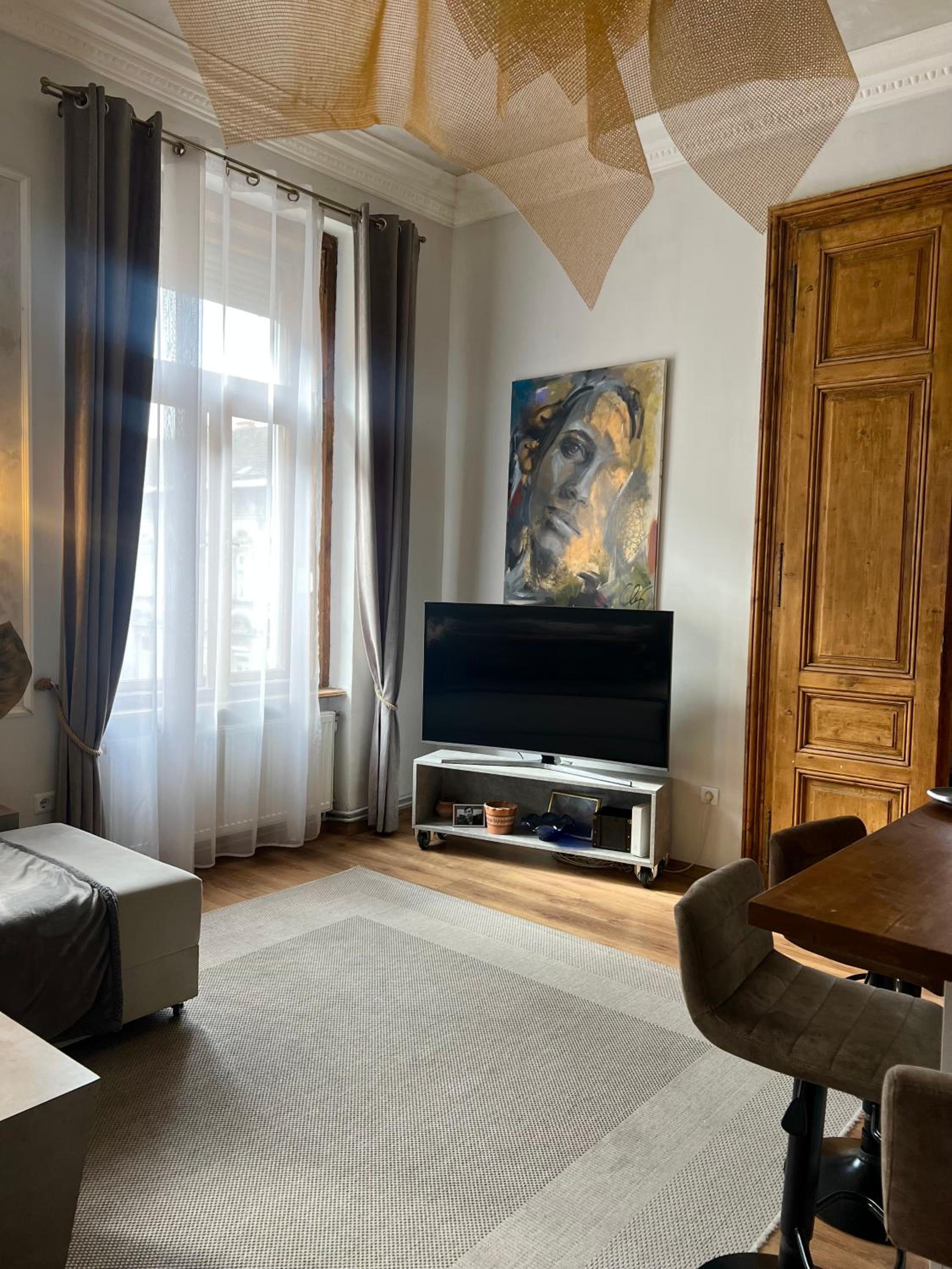 Dolcevita Downtown Apartment