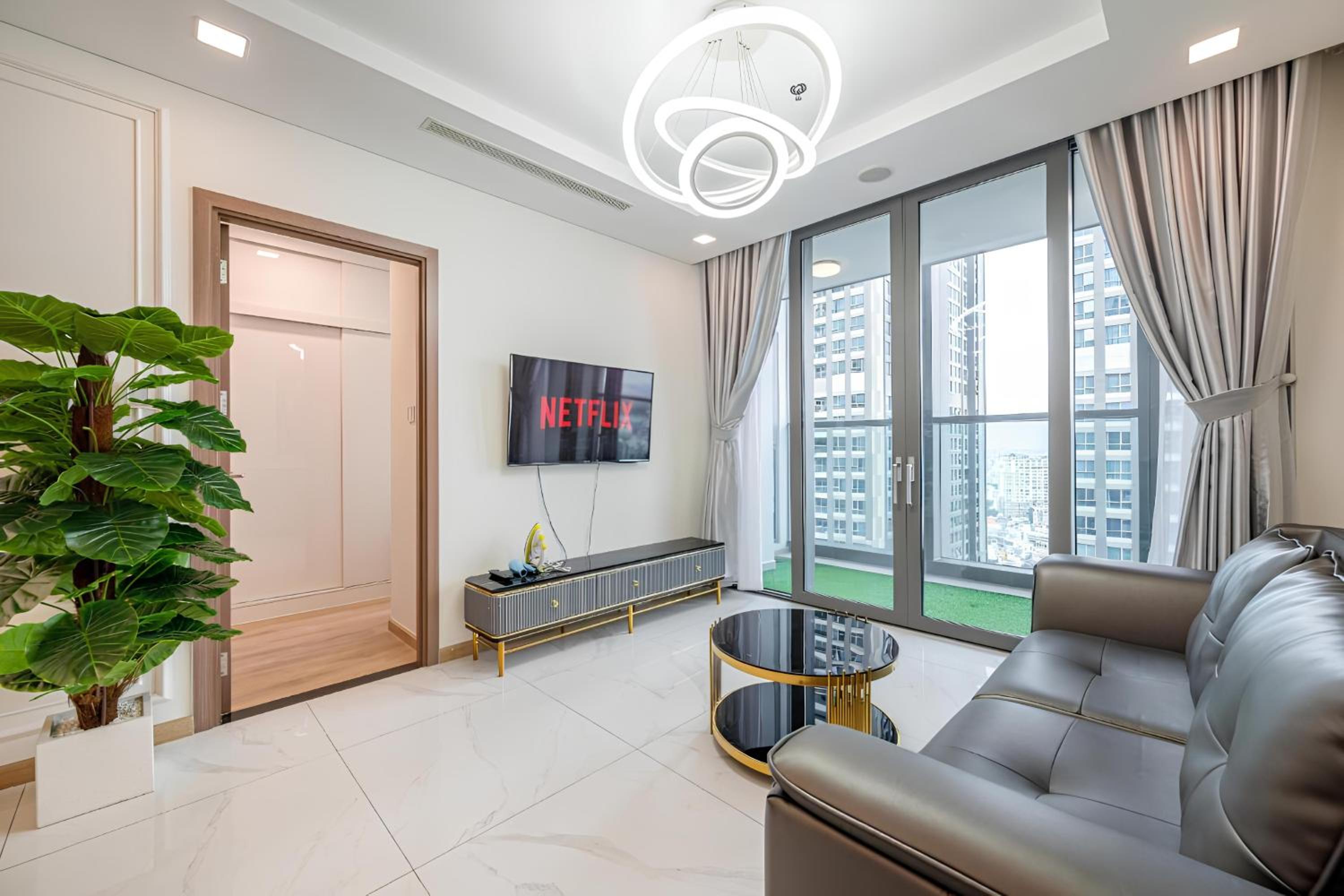 Landmark Plus - Vinhomes Central Park