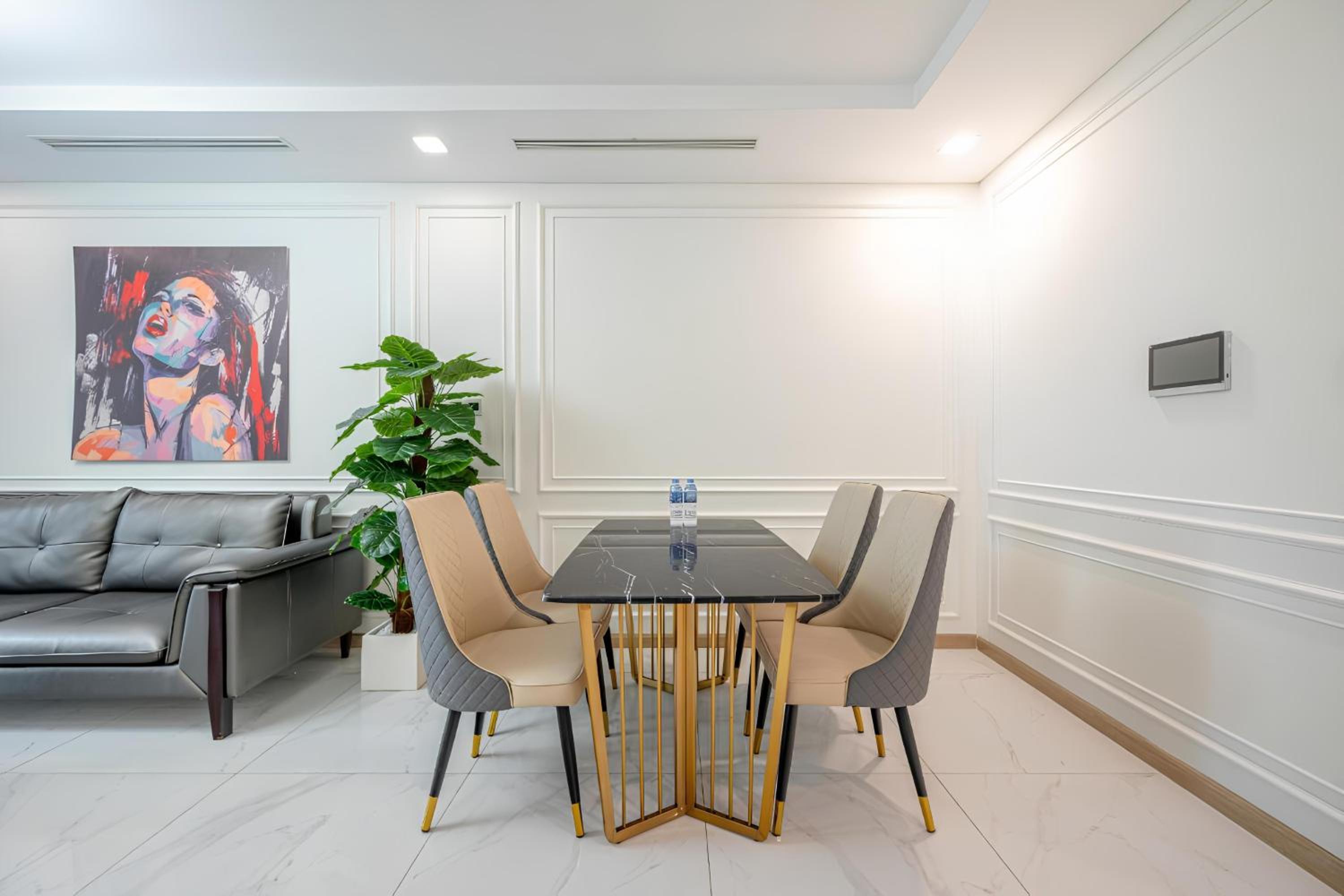 Landmark Plus - Vinhomes Central Park