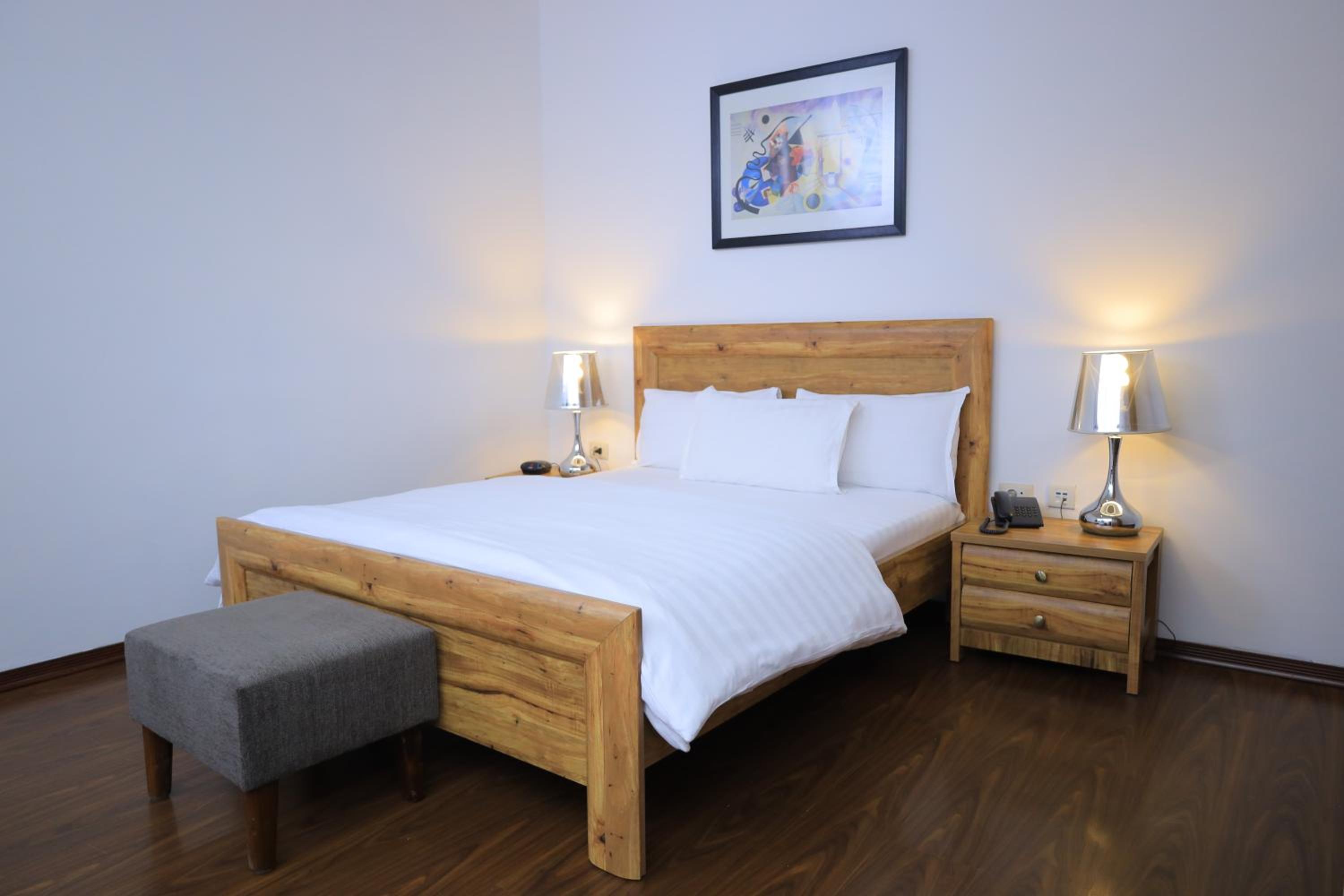 Victoria Hotel Apartment