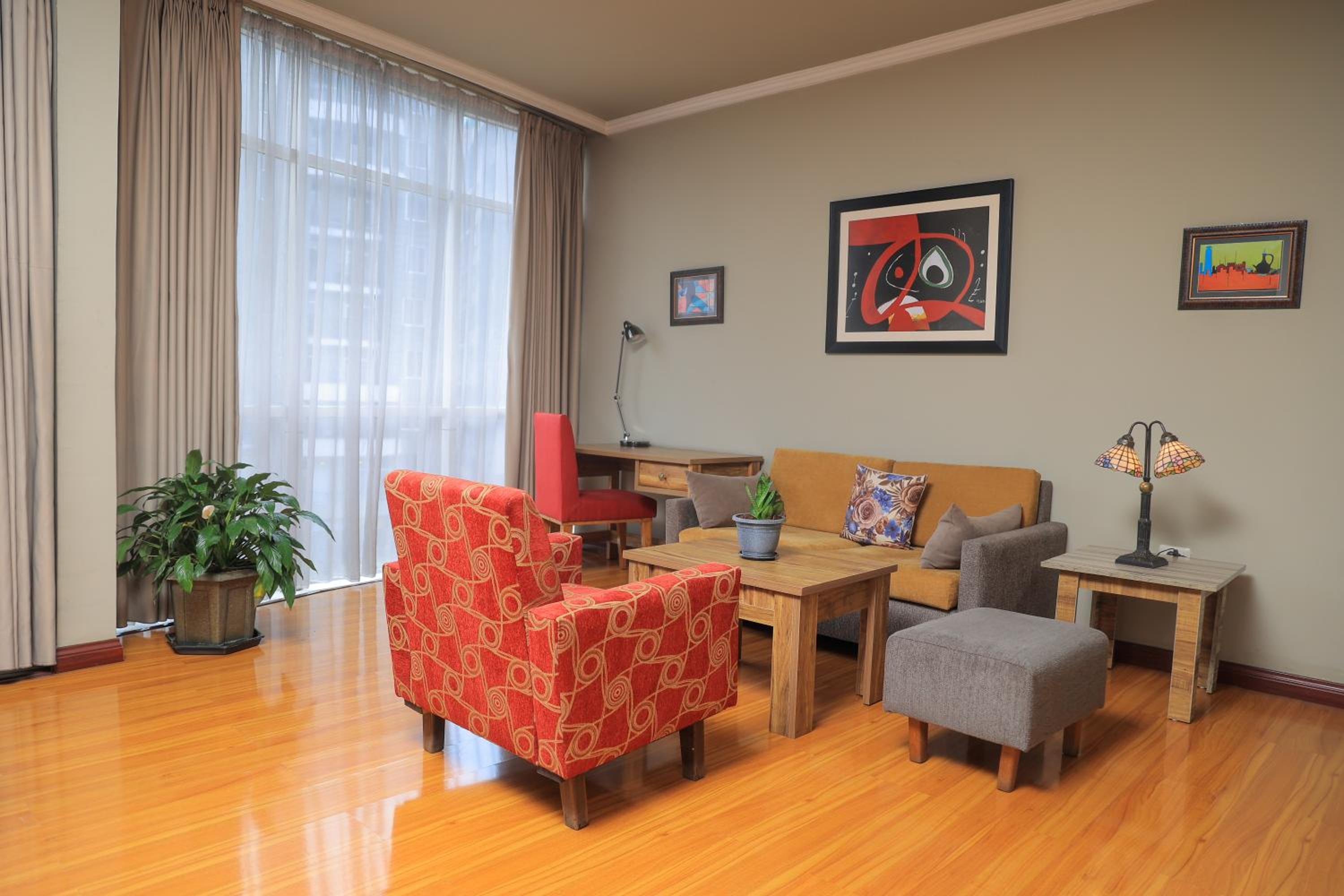 Victoria Hotel Apartment