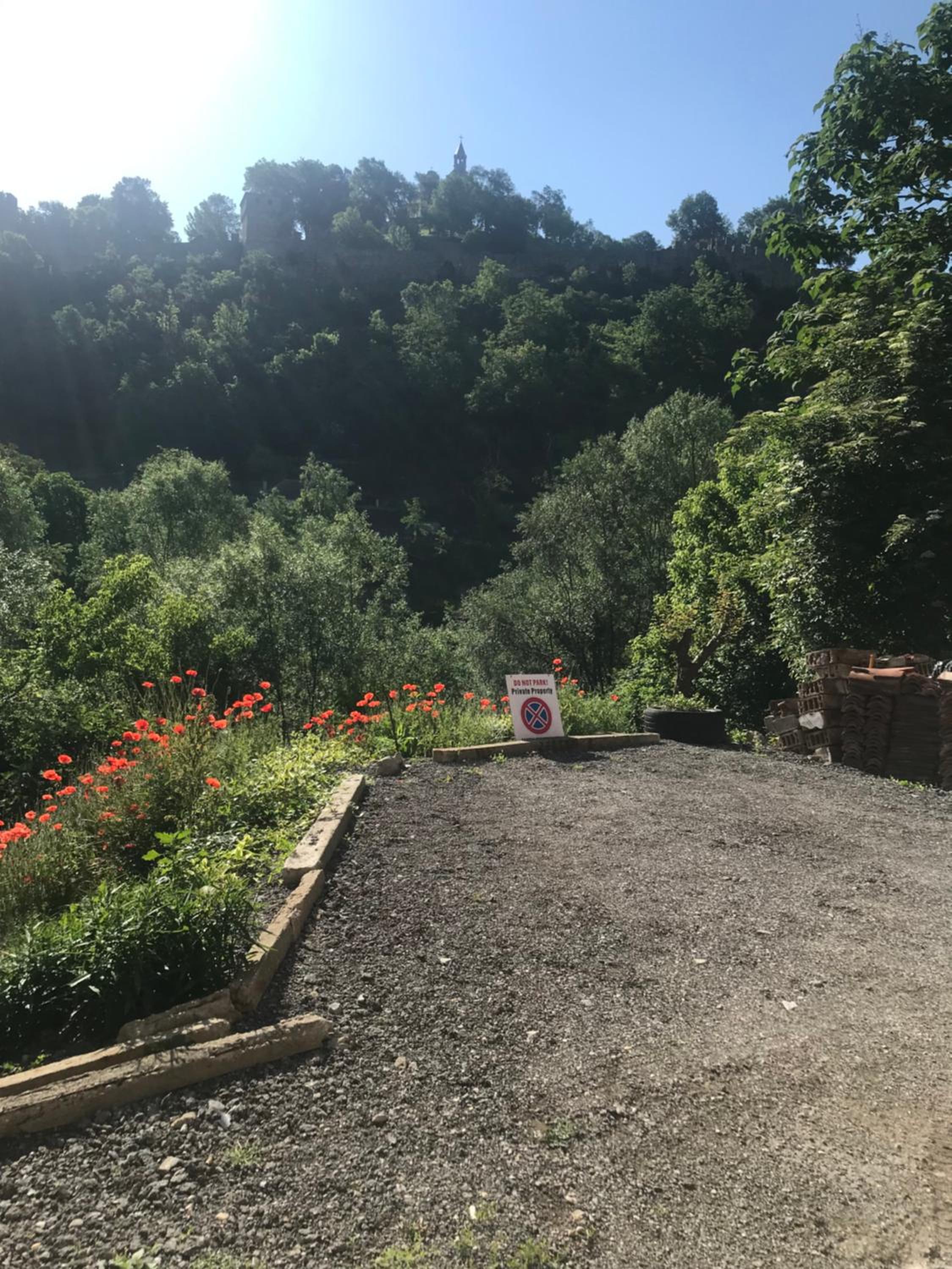 Home with the veranda (B&B) free parking