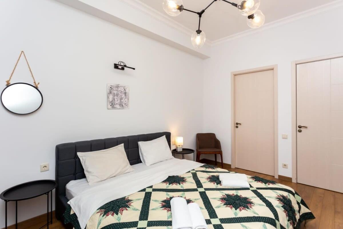 Super Cozy 2BR Apartment In Vake - By Wehost view 4