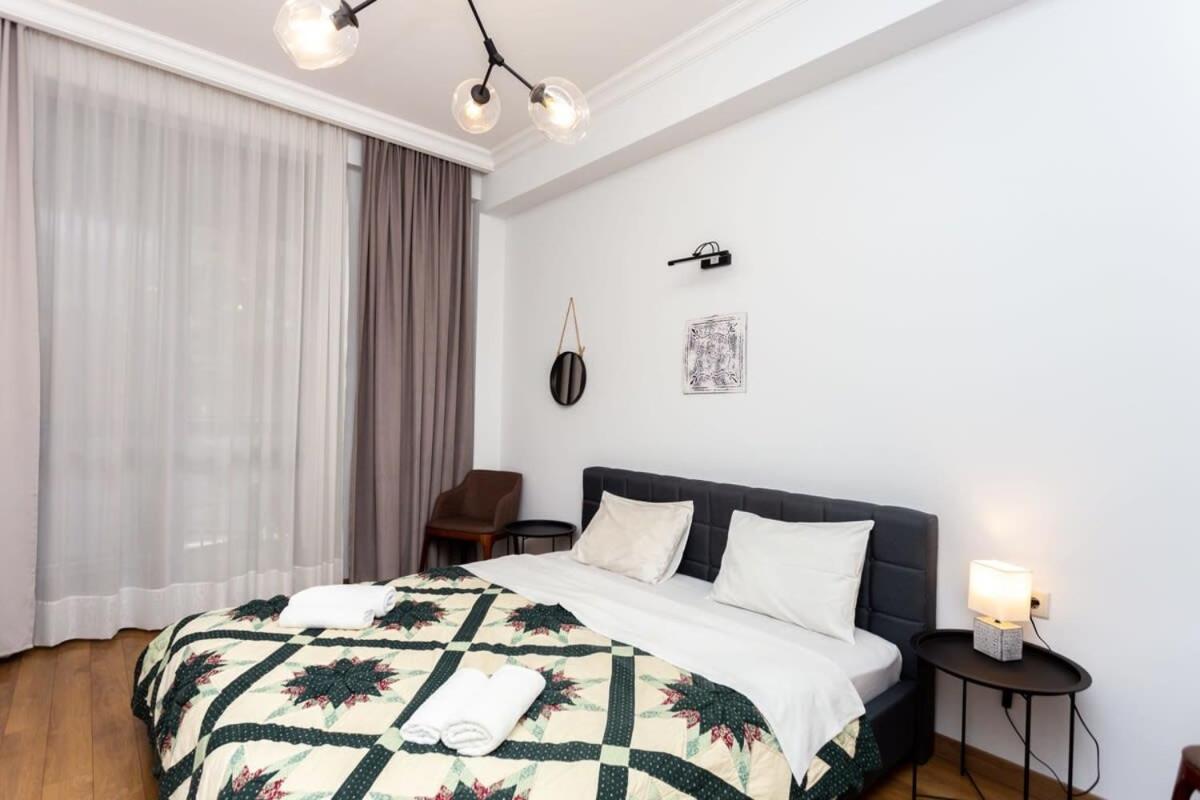 Super Cozy 2BR Apartment In Vake - By Wehost view 5