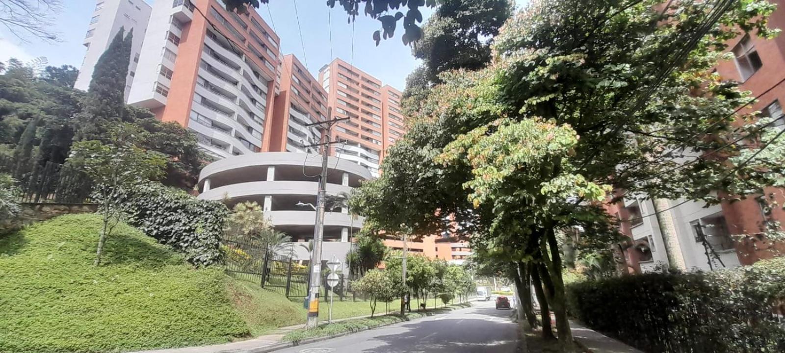 Lujoso y Economico Apartamento