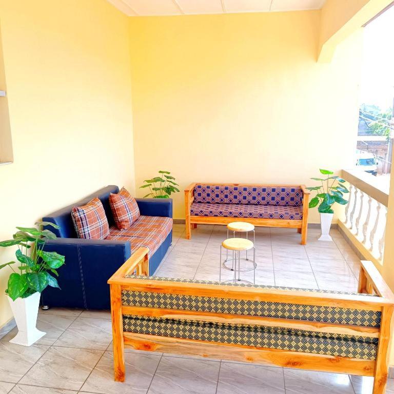 Appart deLuxe 1chambre Salon view 3