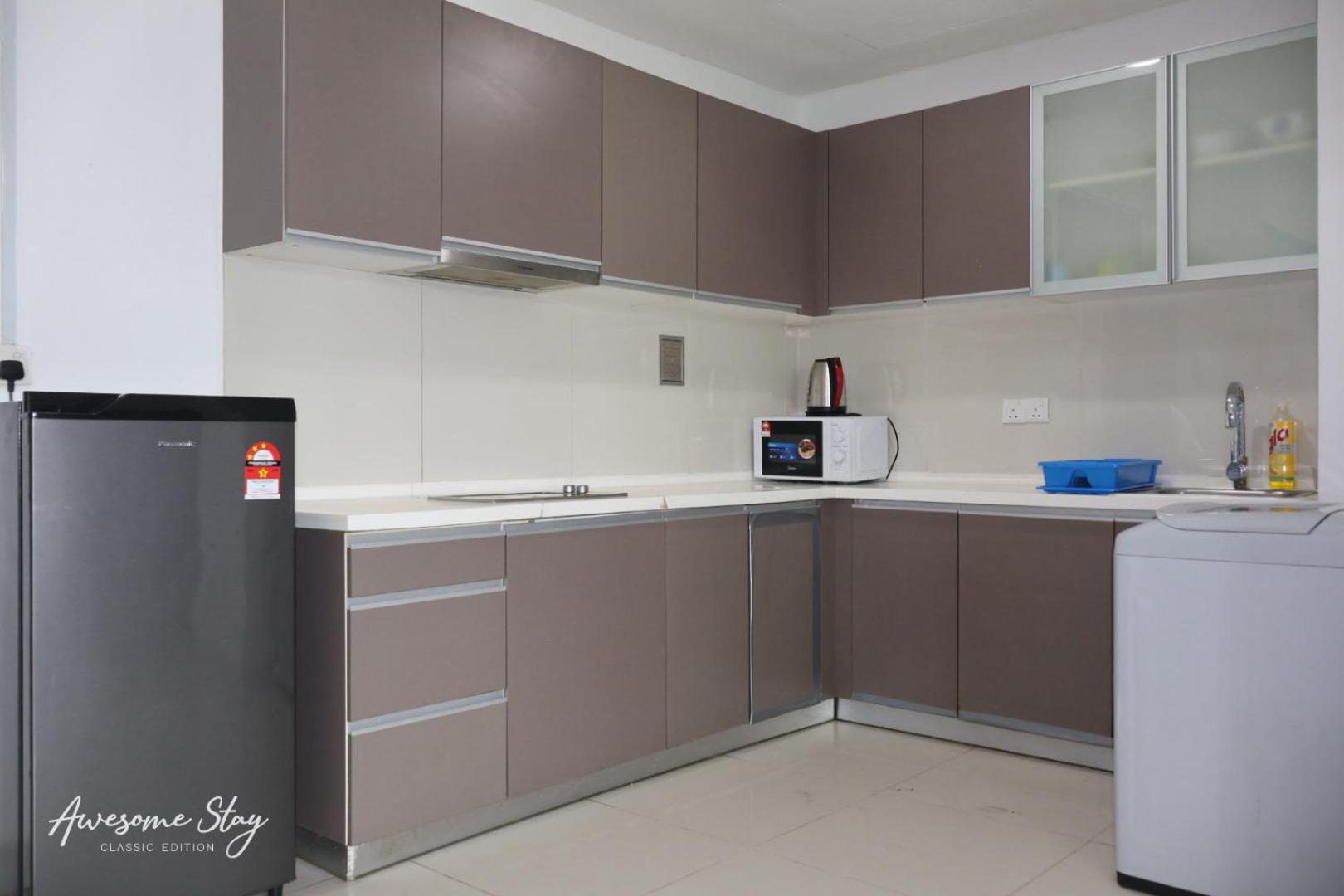 NJ Homestay Hostel at Regalia Residence