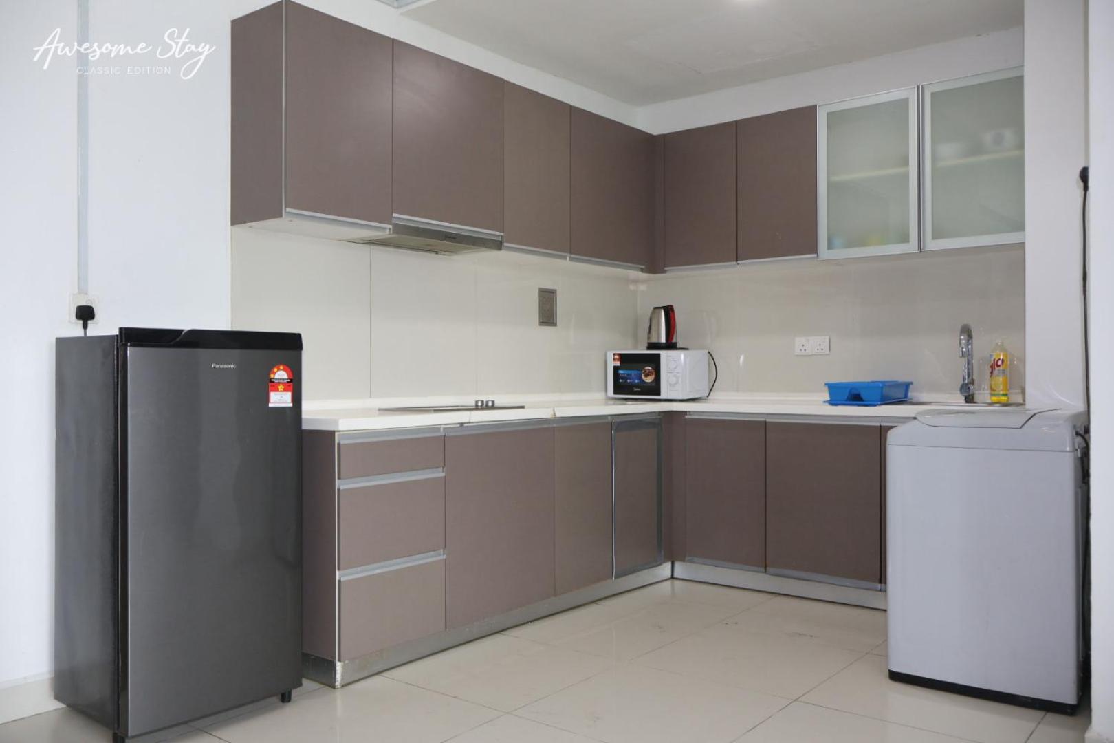 NJ Homestay Hostel at Regalia Residence