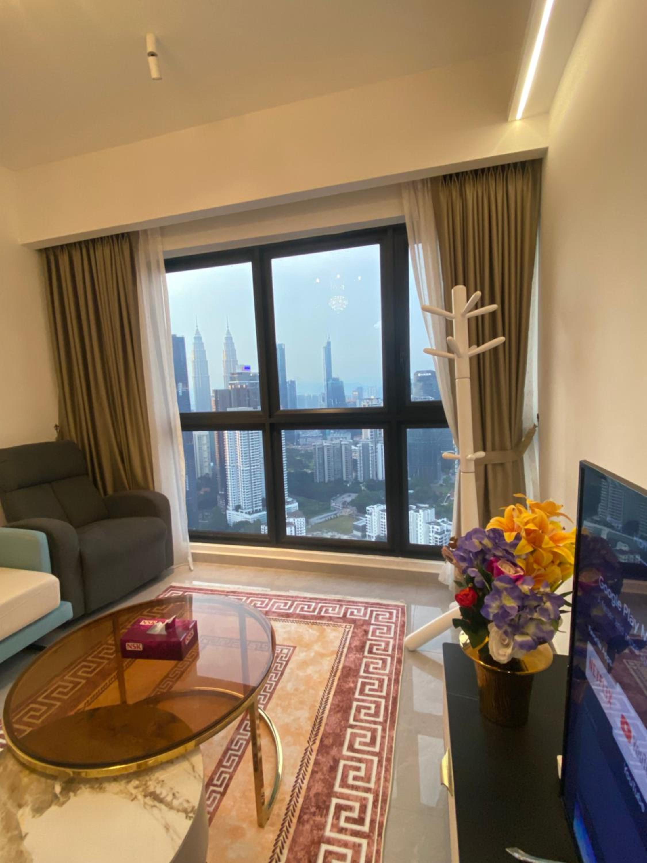 AGILE Infinity Suites TRX By AR