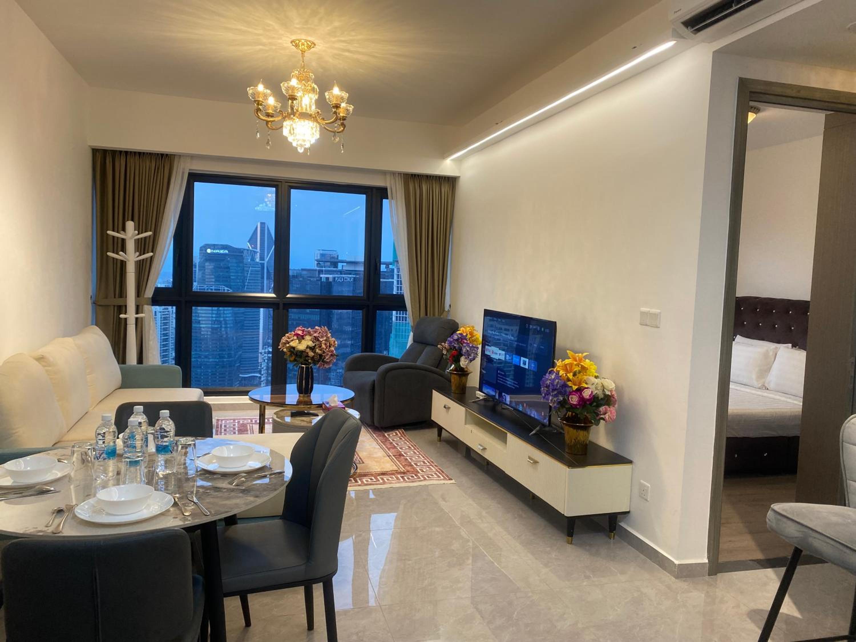 AGILE Infinity Suites TRX By AR