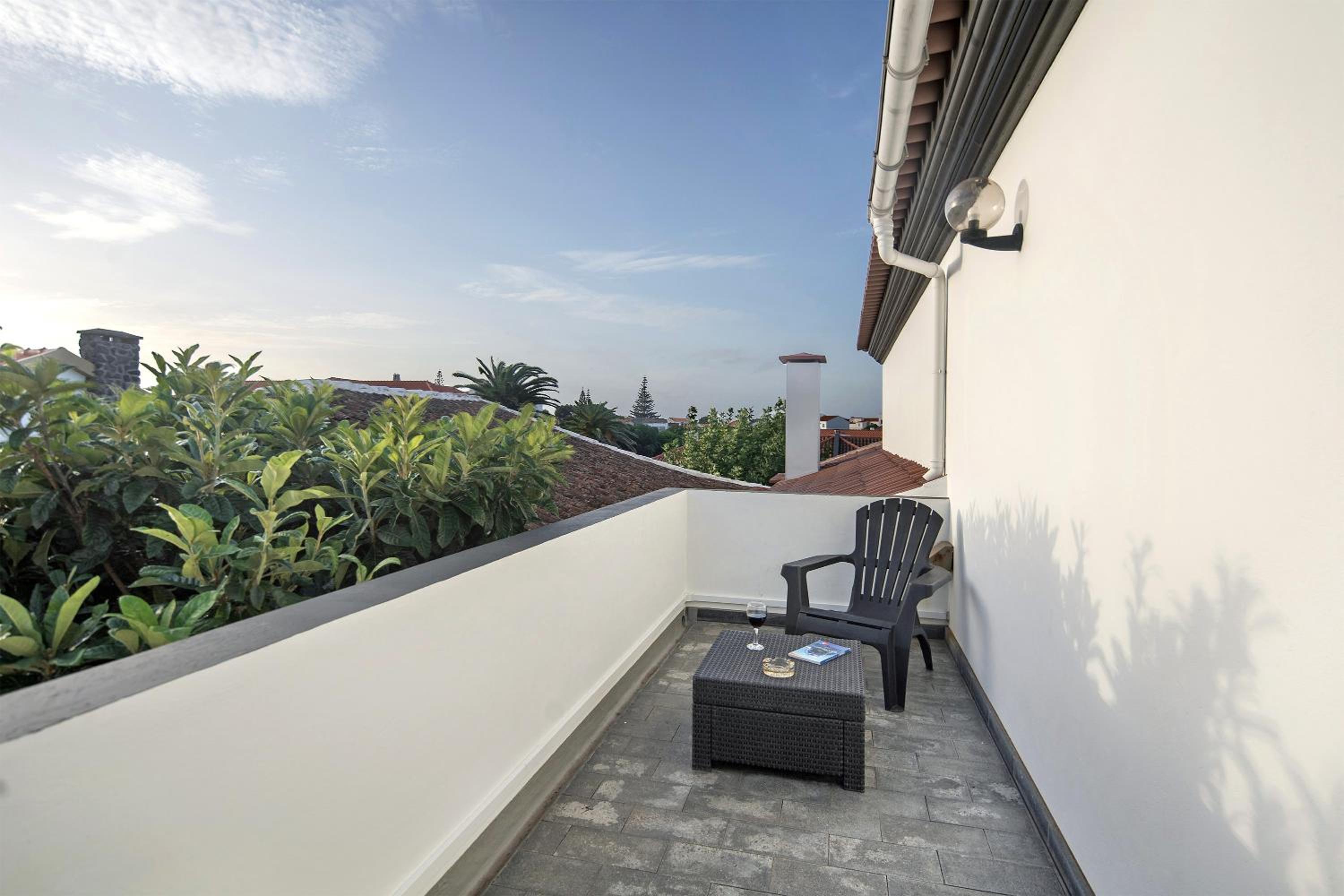Bettencourt 2 Rooms